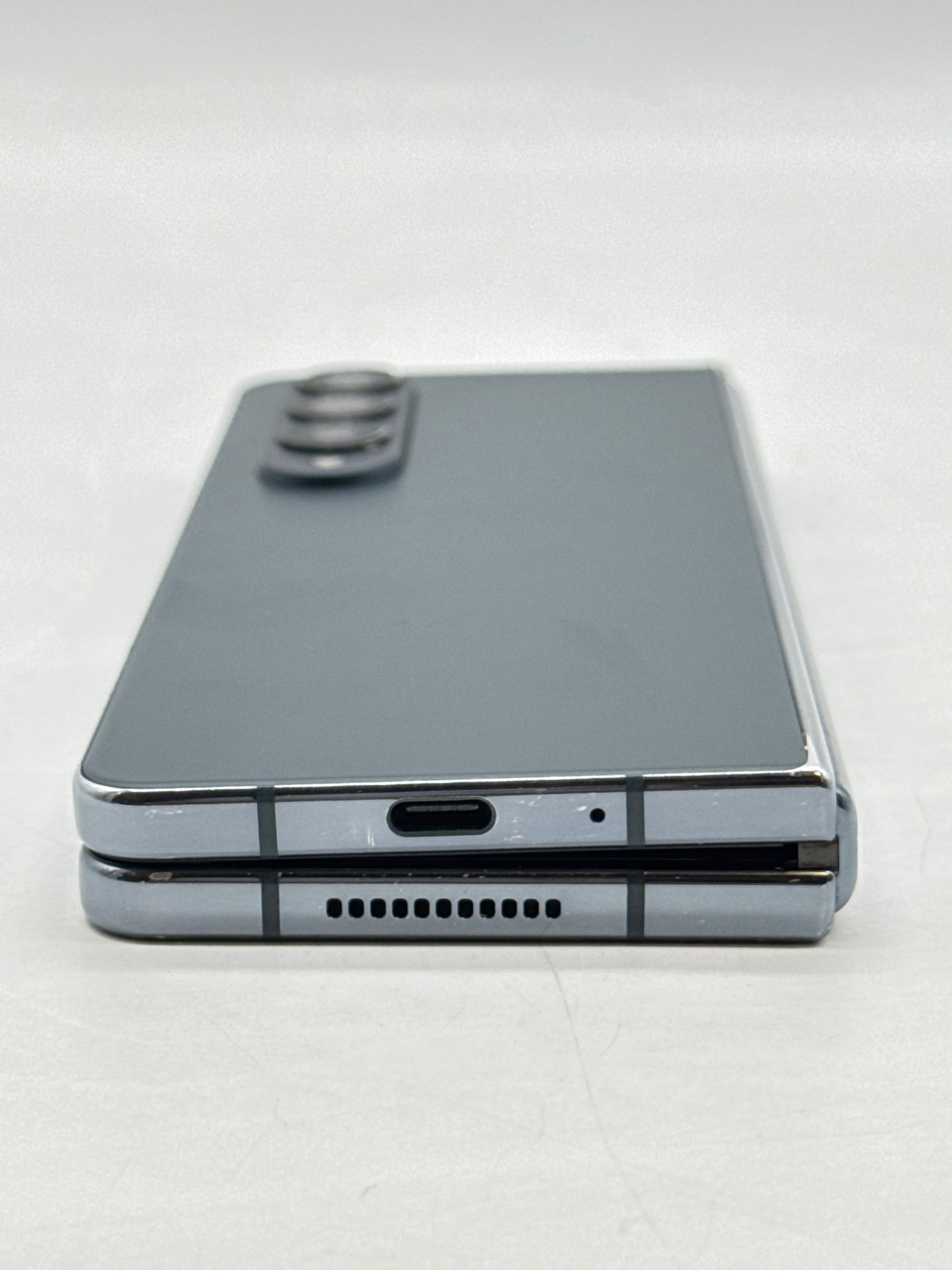 Unlocked Samsung Galaxy Z Fold4 7.6" SM-F936U1 512GB 12GB RAM - Lines on Screen