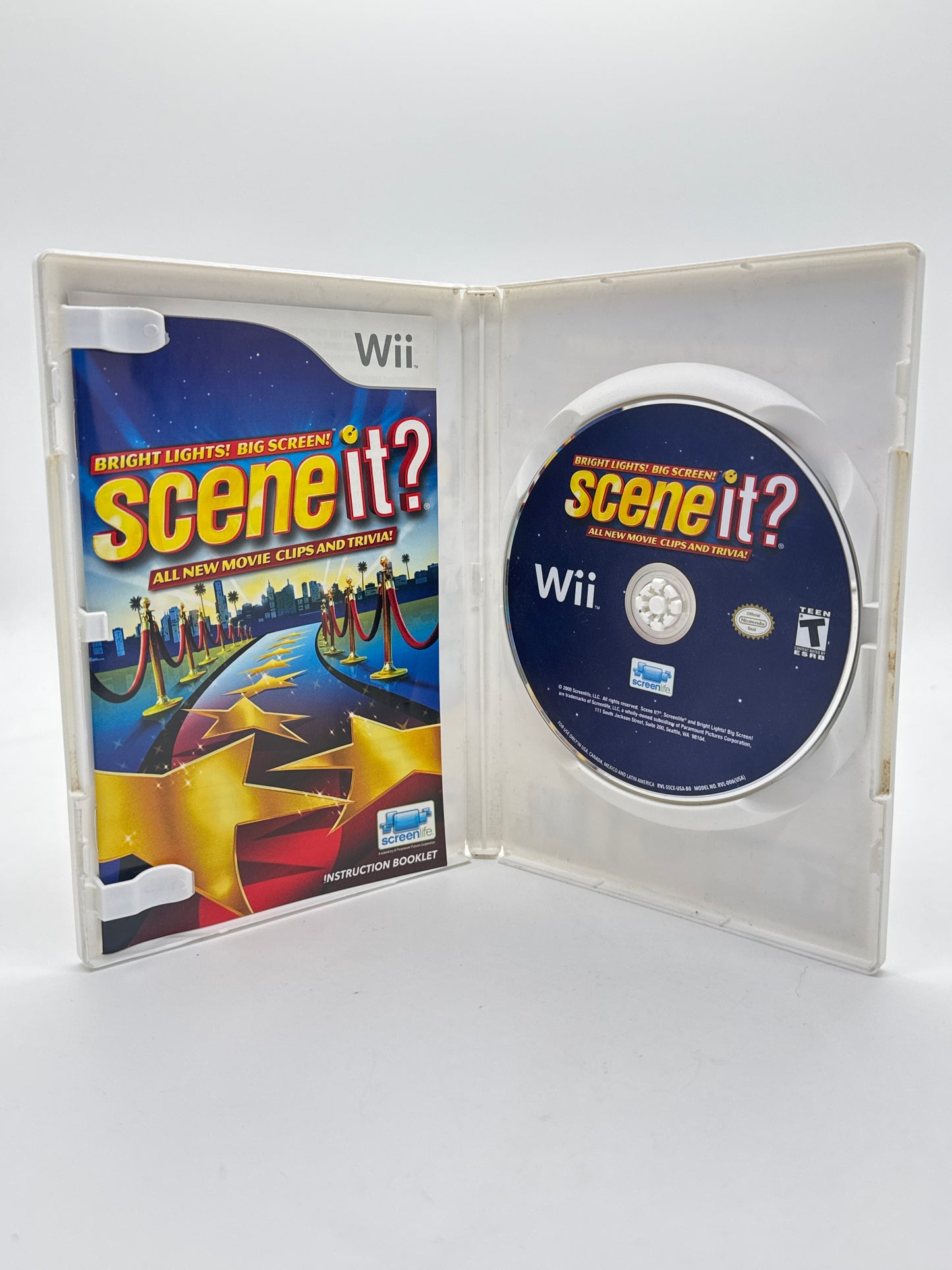 Scene It Bright Lights Big Screen Nintendo Wii 2010 CIB