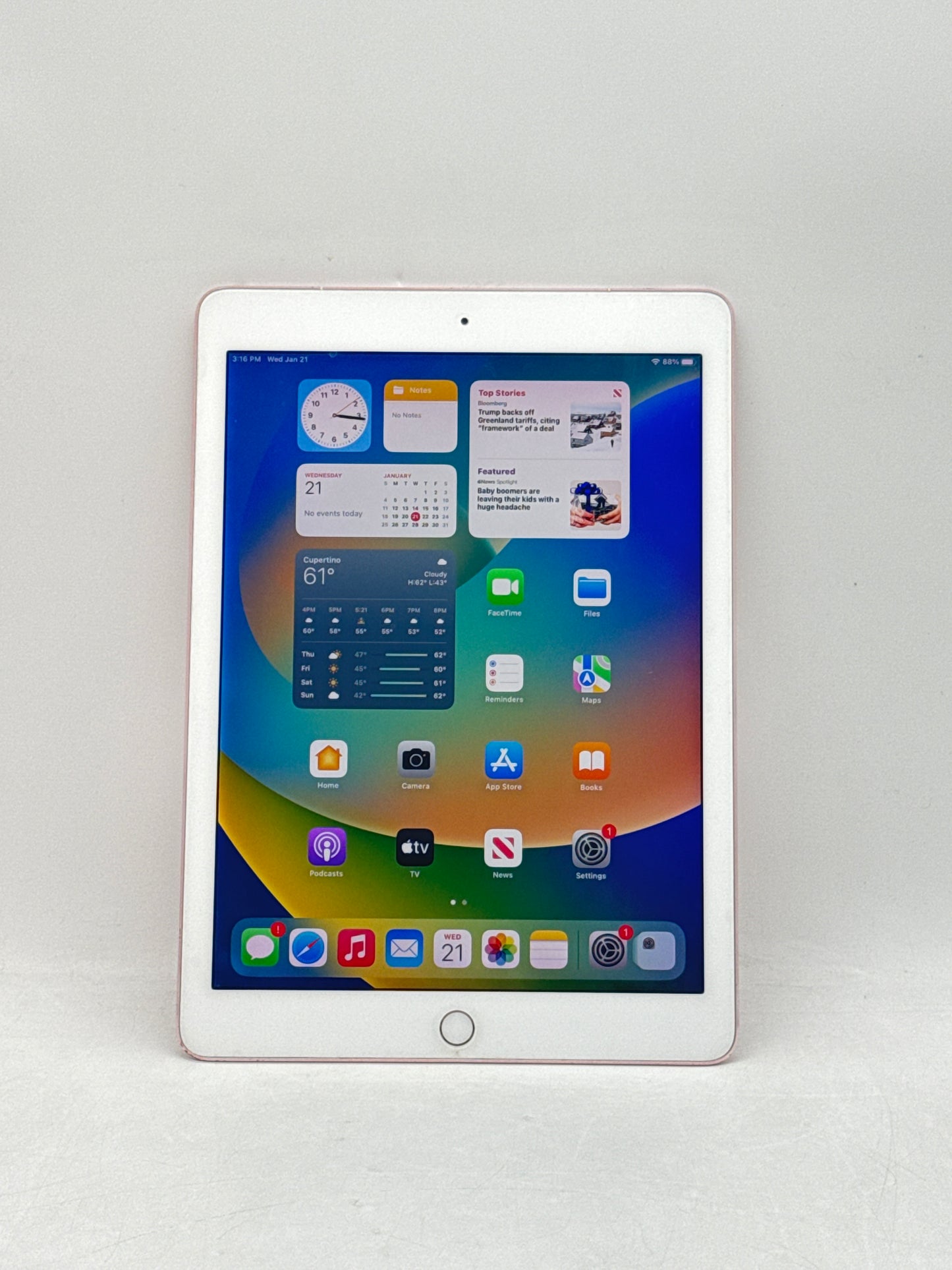 Unlocked Apple iPad Pro 9.7" A1674 32GB Wi-Fi + Cellular Rose Gold - Read!