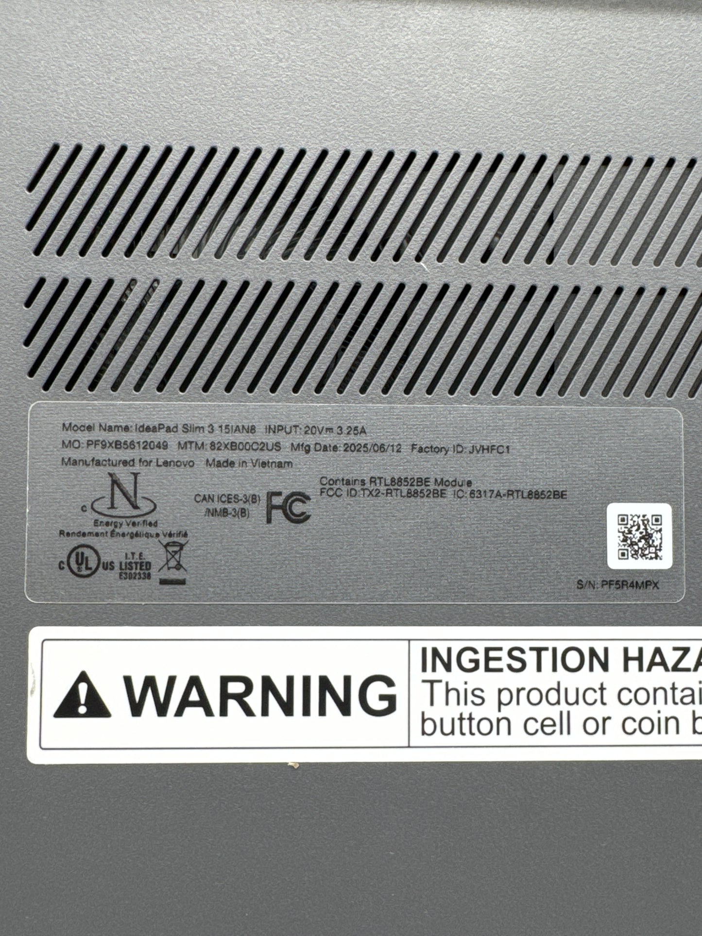 Lenovo IdeaPad Slim 3 15IAN8 15.6'' Core™ i3-N305 8GB DDR5 RAM 128GB SSD - Read!