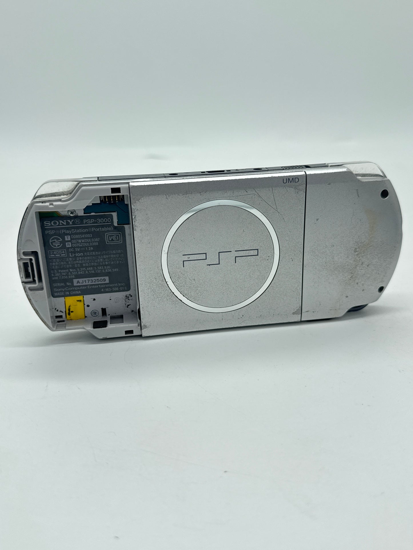 Sony PSP-3000 Console #231 No Battery or Lid No Charger BAD UMD DRIVE AS IS