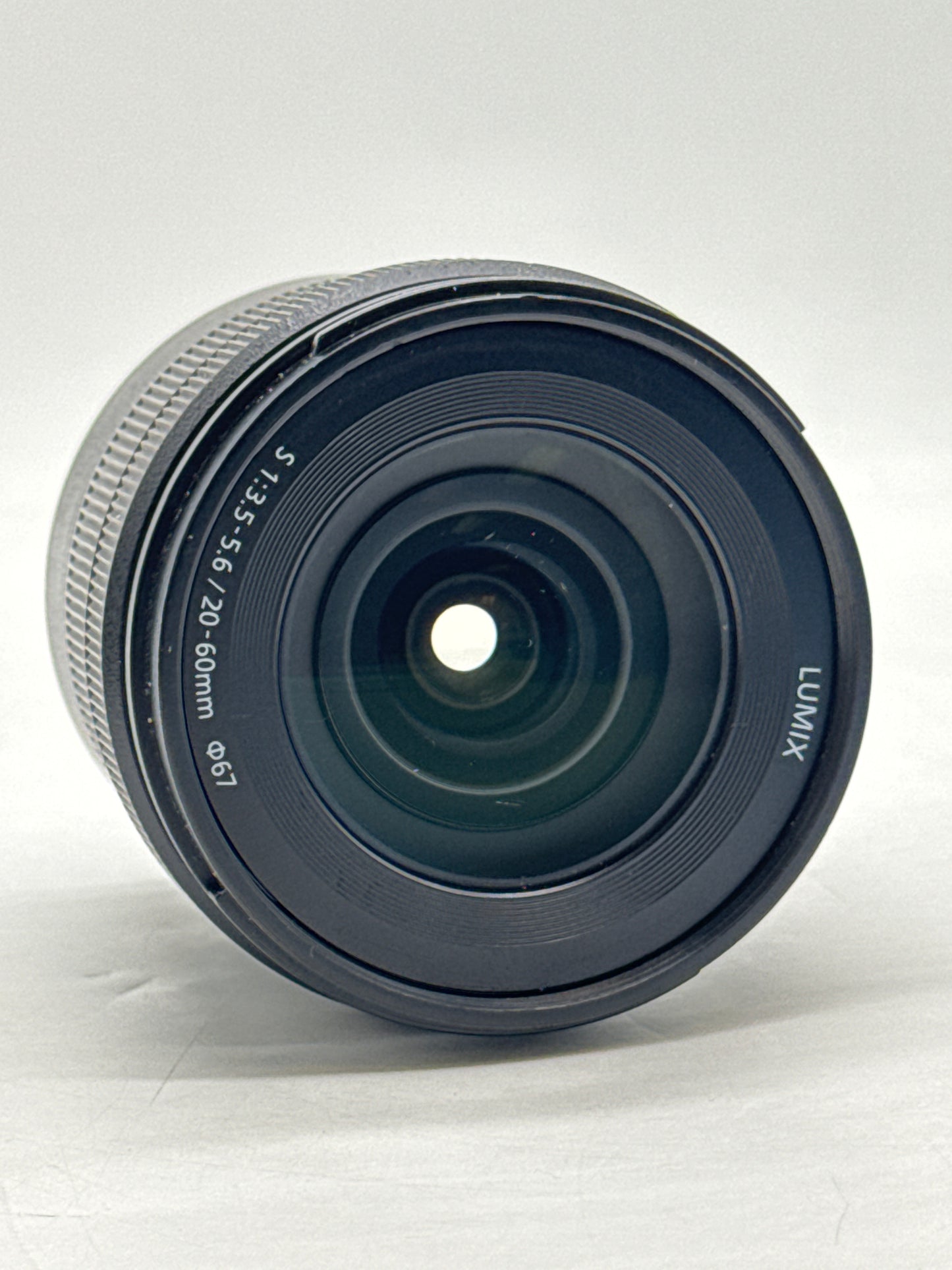 Panasonic Lumix S 20-60mm f/3.5-5.6 Lens S-R2060 - Damaged Mount