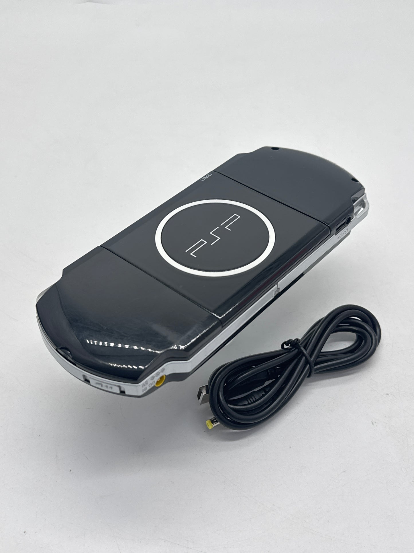 Sony PlayStation Portable PSP-3000 Piano Black Console #360 4GB Memory & Charger