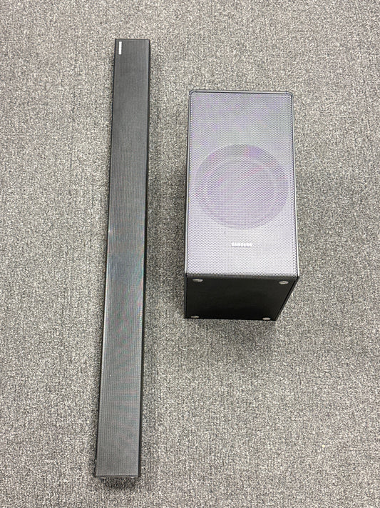 Samsung PS-WN30 Wireless Subwoofer Speaker Black w/Samsung HW-MM55C Soundbar