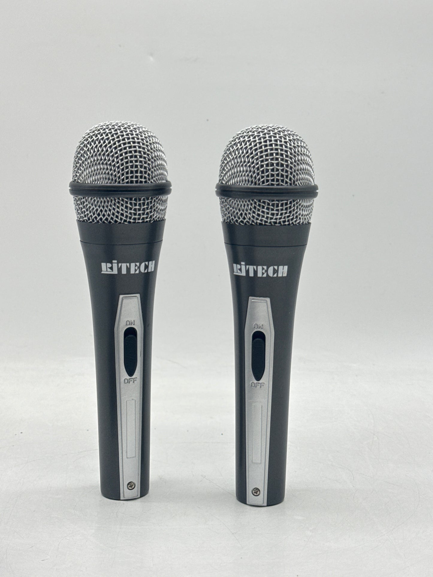 2 RiTech RJ 4200 Corded Dynamic Microphone