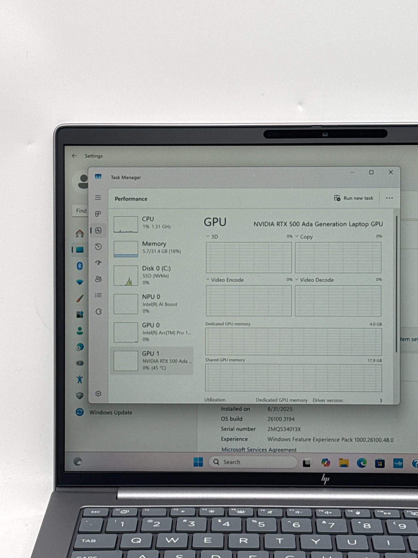 HP ZBook 8 14 G1i 14.0" Touch Core Ultra7 265H 512GB SSD 32GB RAM RTX ADA 500 4GB