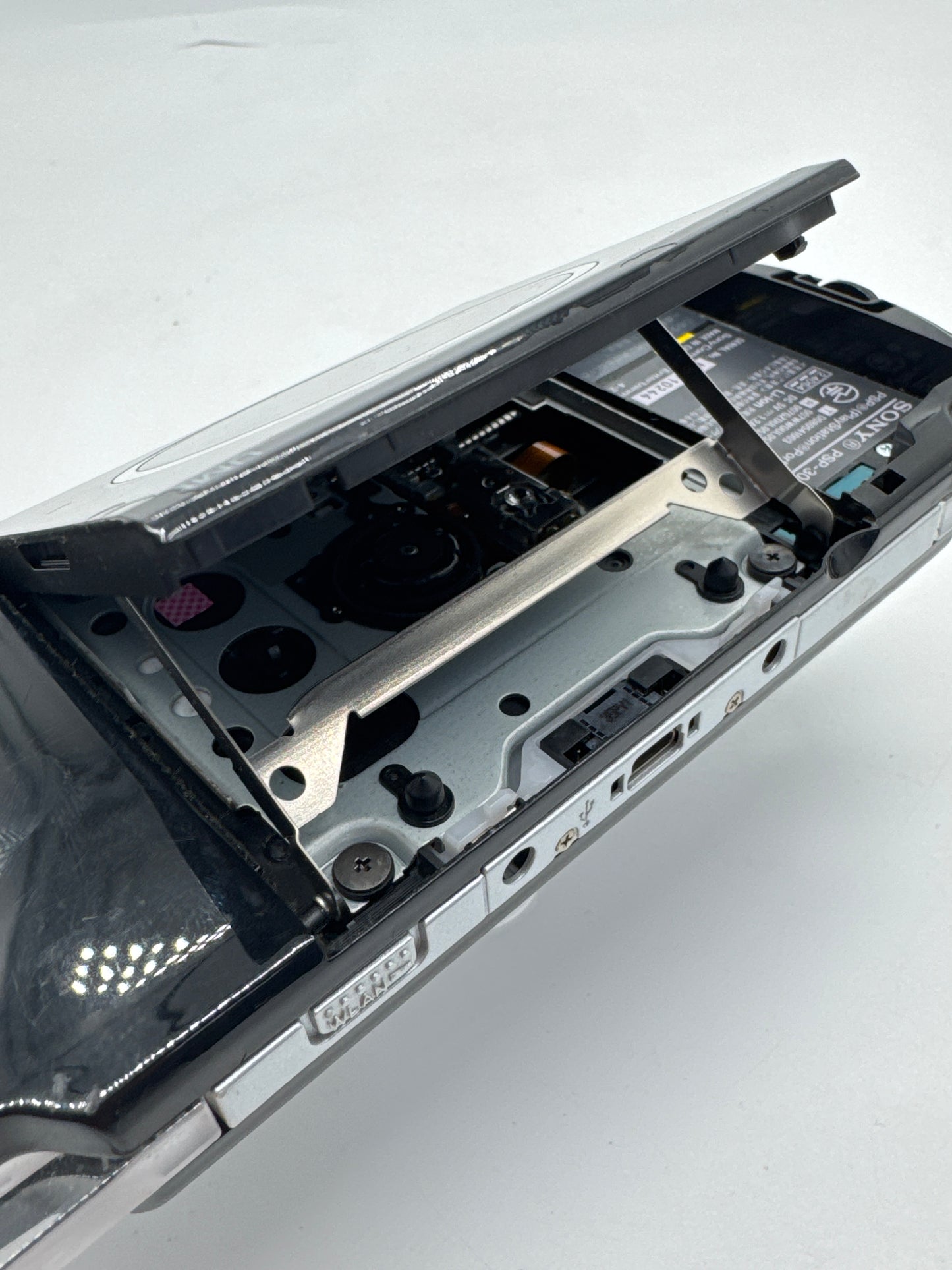 Sony PSP-3000 Black Console #243 No Battery or Lid No Charger AS IS