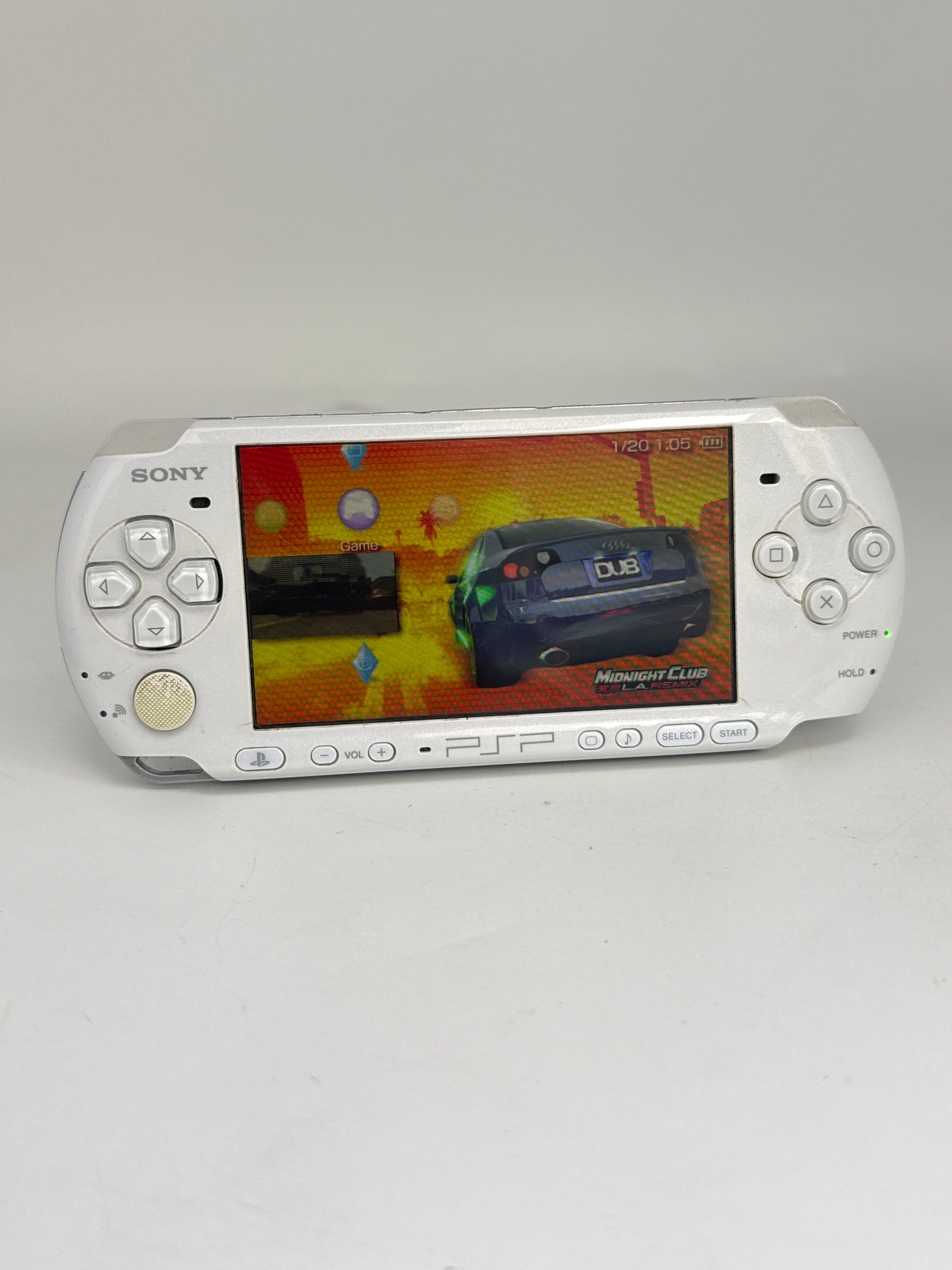 Sony PSP-3000 White Console #252 No Battery or Lid No Charger AS IS