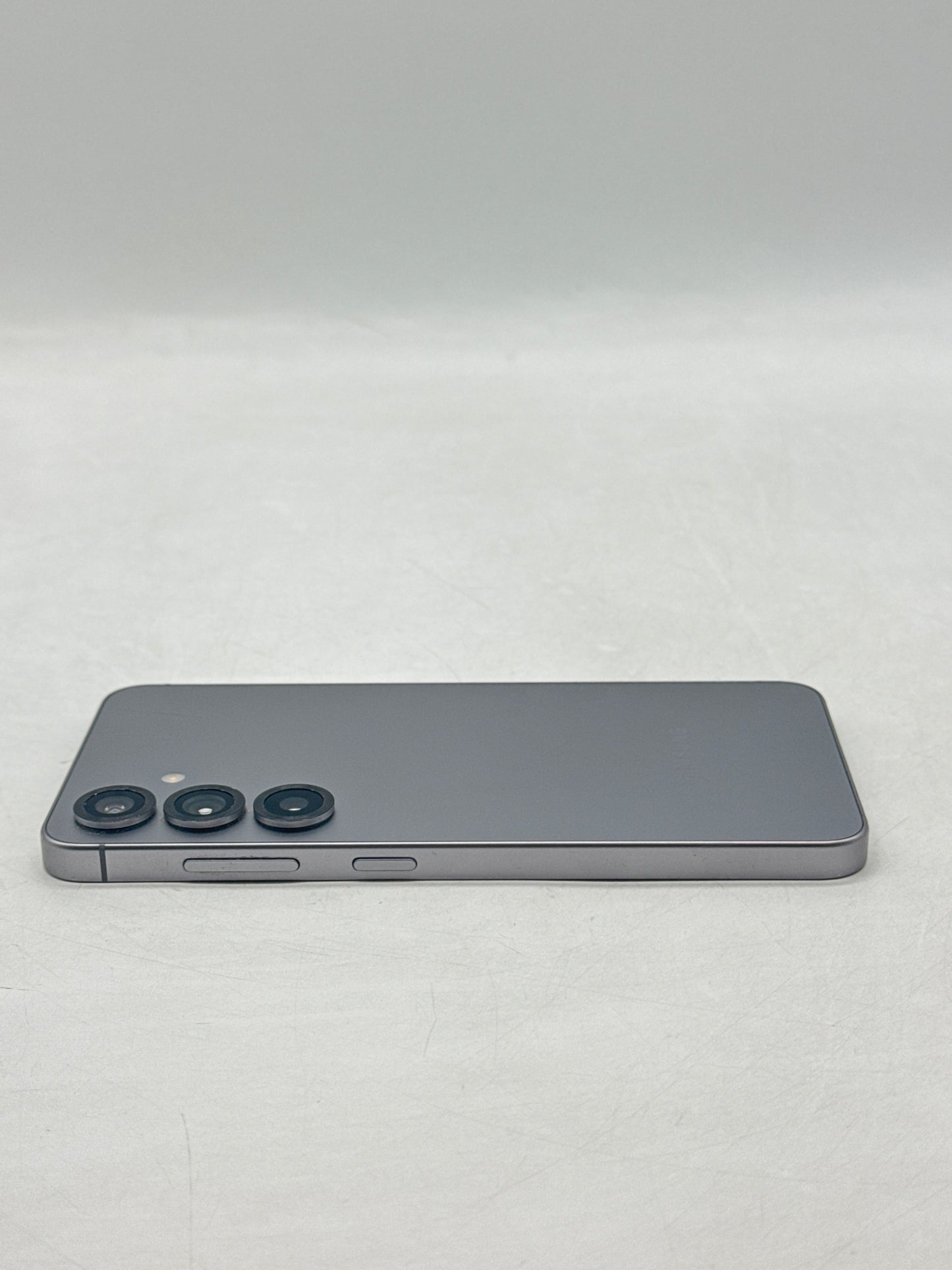 T-Mobile Samsung Galaxy S25 6.2" SM-S931U 128GB 12GB RAM silver shadow