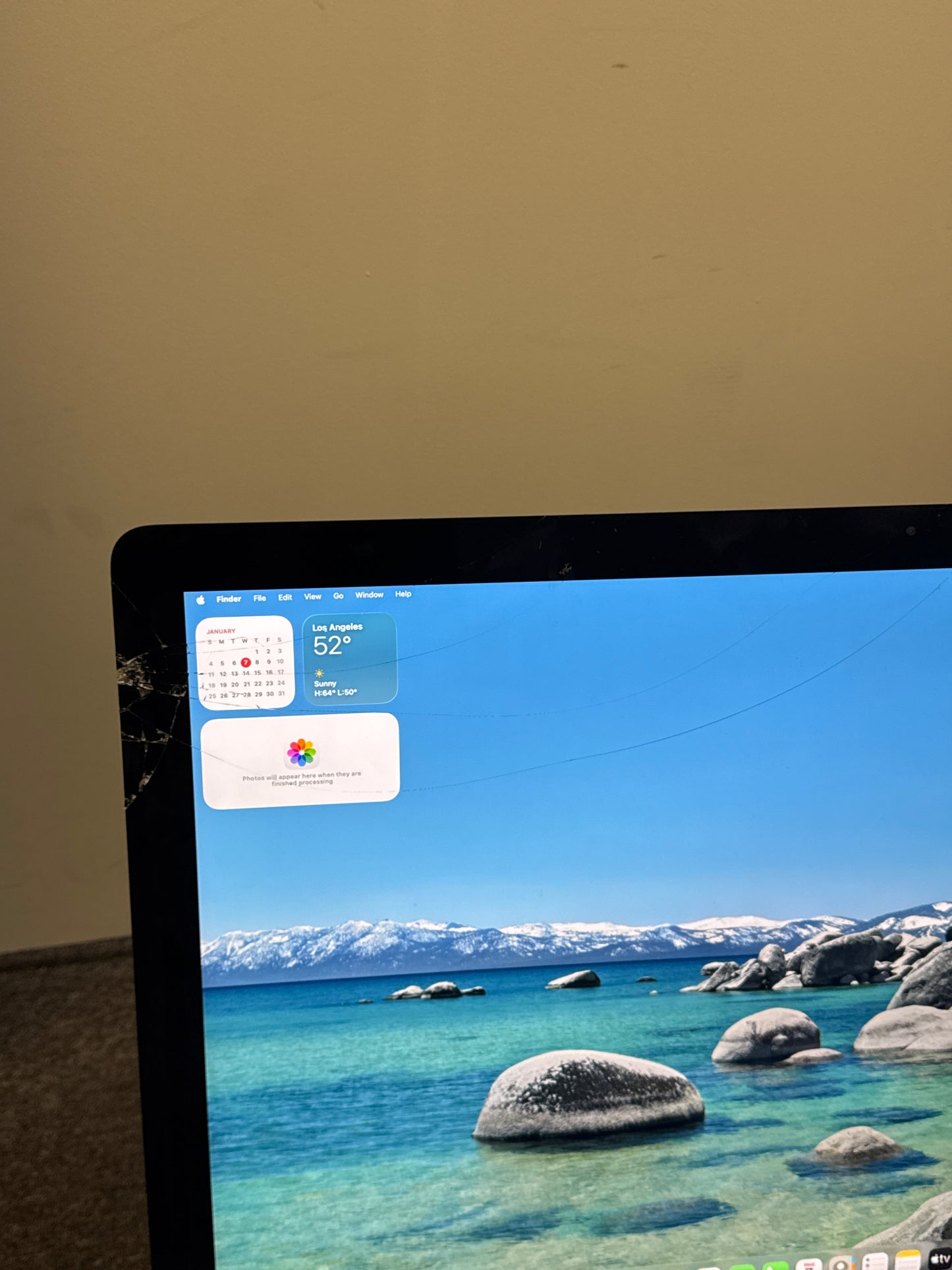 2020 Apple iMac 27" Retina 5K A2115 Core i7 3.8GHz 16GB RAM 1TB SSD - Cracked Screen