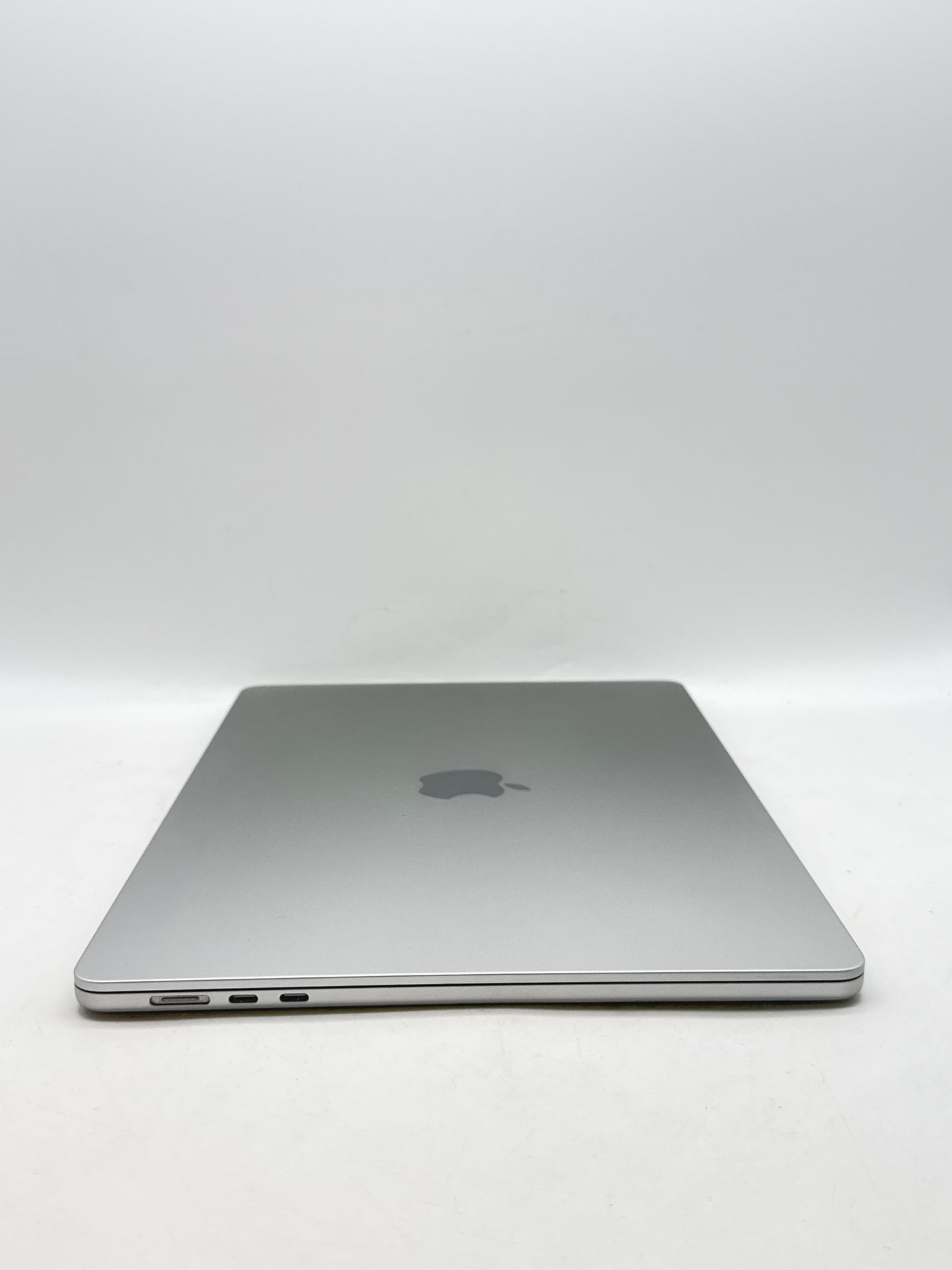 Apple MacBook Air 15-inch A3114 M3 24GB RAM 1TB SSD 2024 Silver