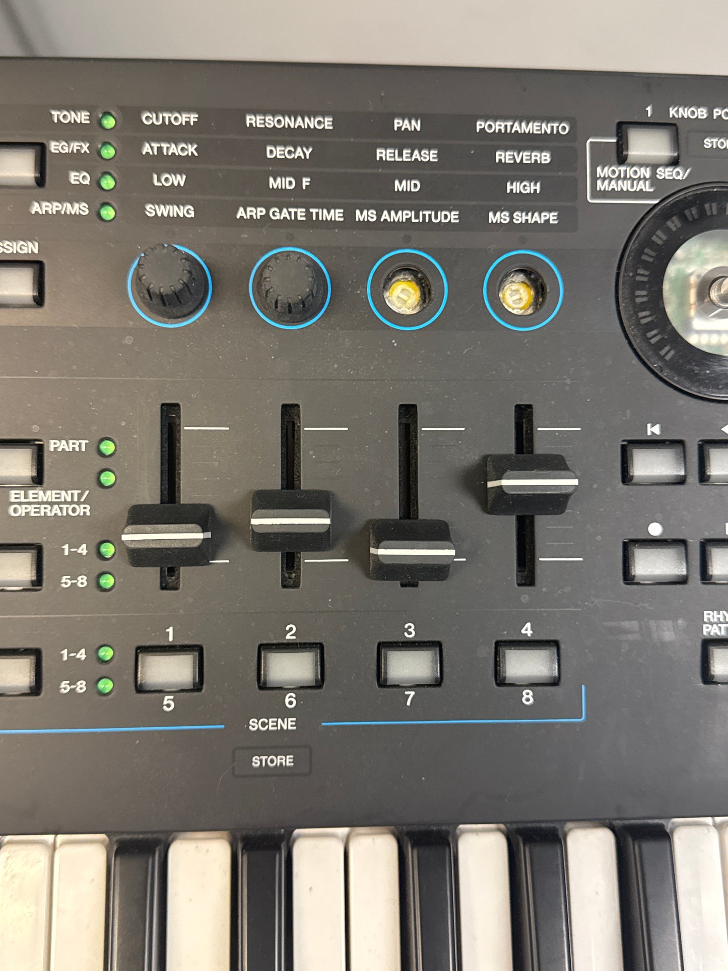 Yamaha MODX6+ 61 Semi-weighted Key Synthesizer w/ power supply