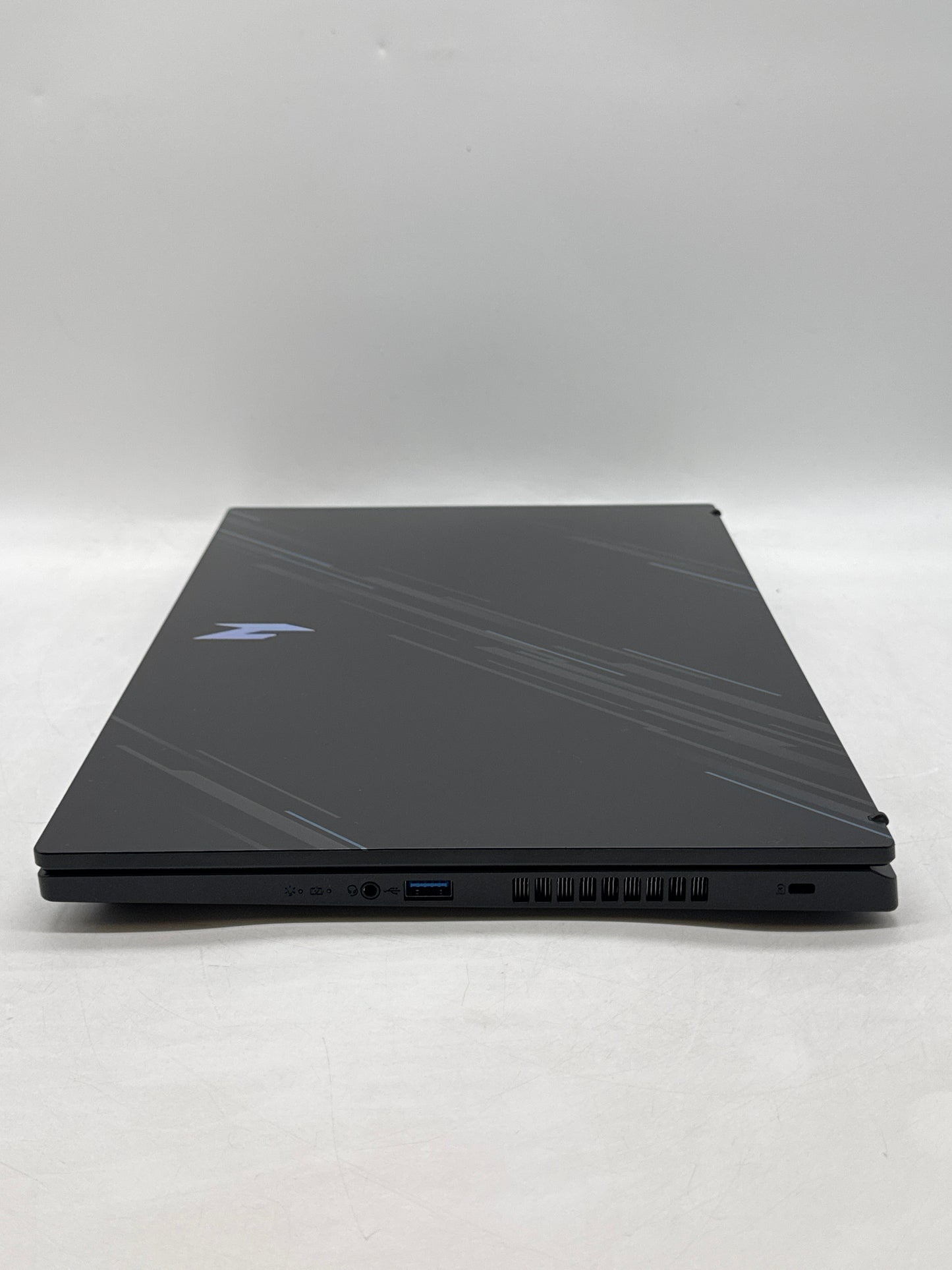 Acer Nitro V 15 15.6" 144hz Core i9-13900H 16GB RAM 512GB SSD RTX 4060 8GB