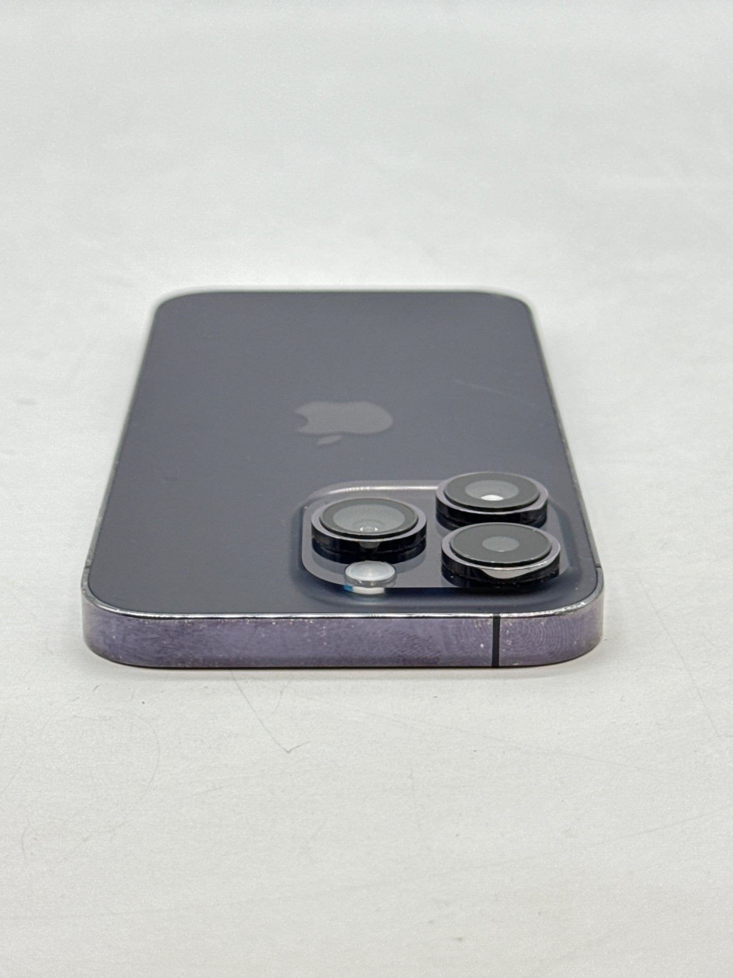 Unlocked Apple iPhone 14 Pro A2650 128GB Deep Purple - Cracked Read!
