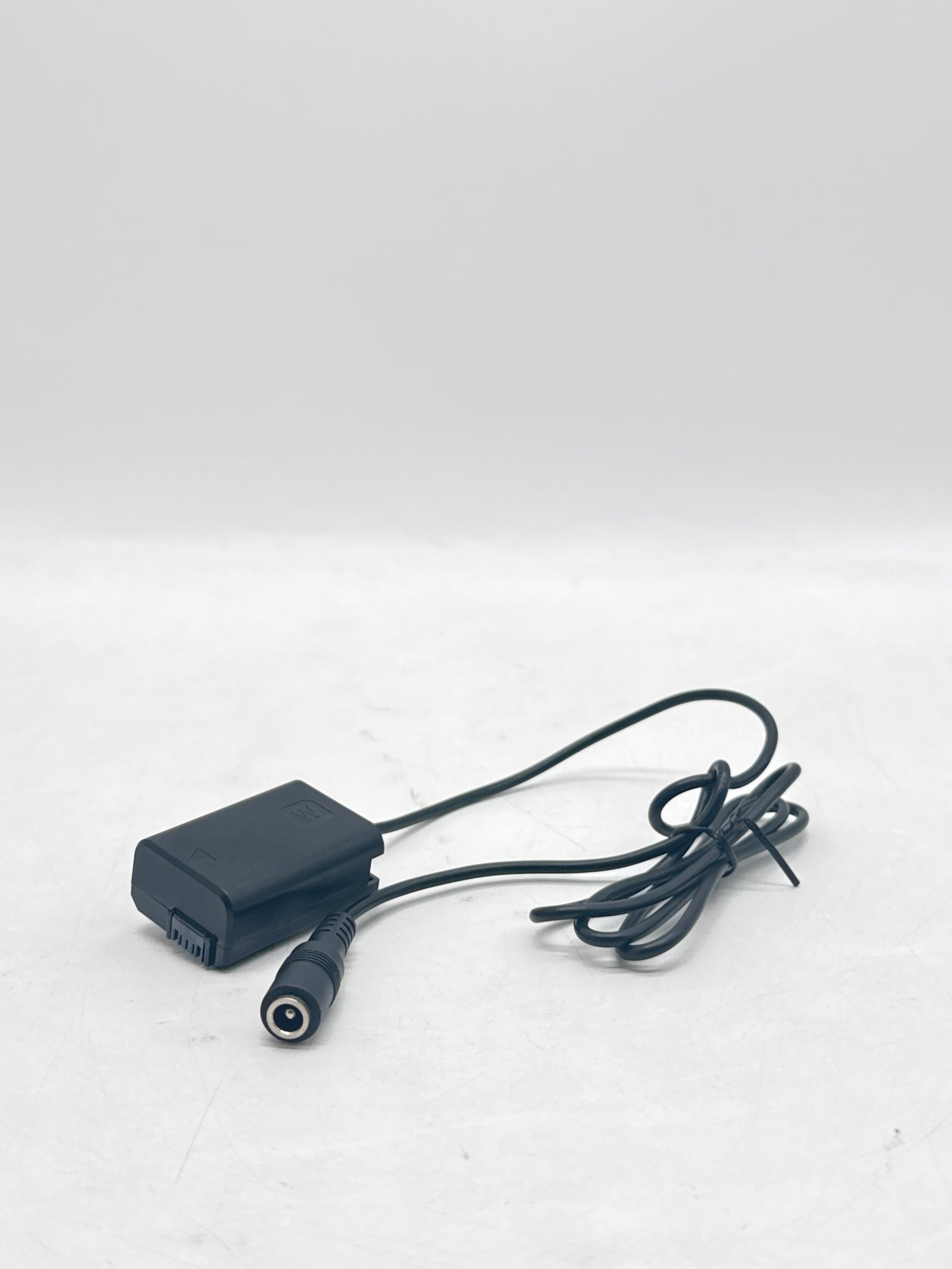 Sony A6000 24.3 MP Mirrorless Digital SLR Camera W/SD Card & Adapter - Black