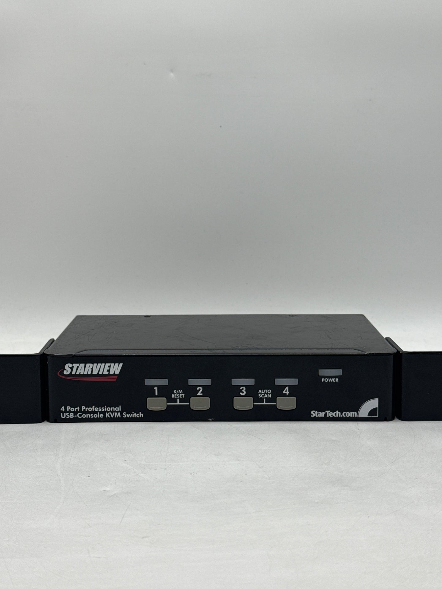 STARVIEW 4 Port Professional USB-Console KVM Switch D5EEF6D553