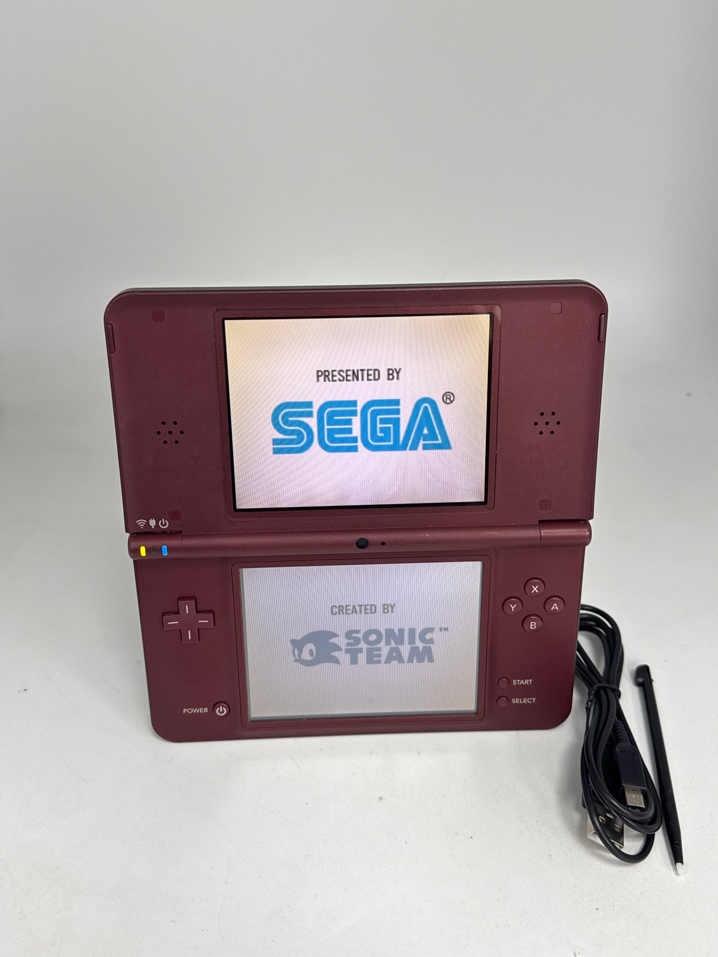 Nintendo DSi LL UTL-001(JPN) Wine Red Burgundy Console #409 w/ Stylus & Charger
