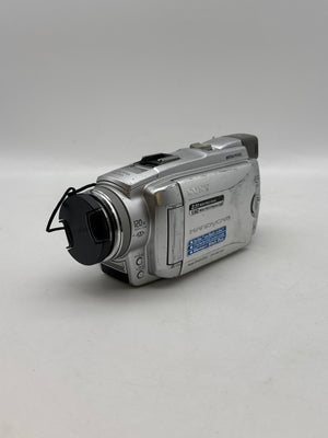 NJ01-44996 Sony Handycam DCR-HC85 Vintage Camera