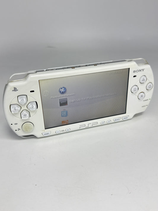 Sony PSP-2000 White Console #220 No Battery or Lid No Charger AS IS