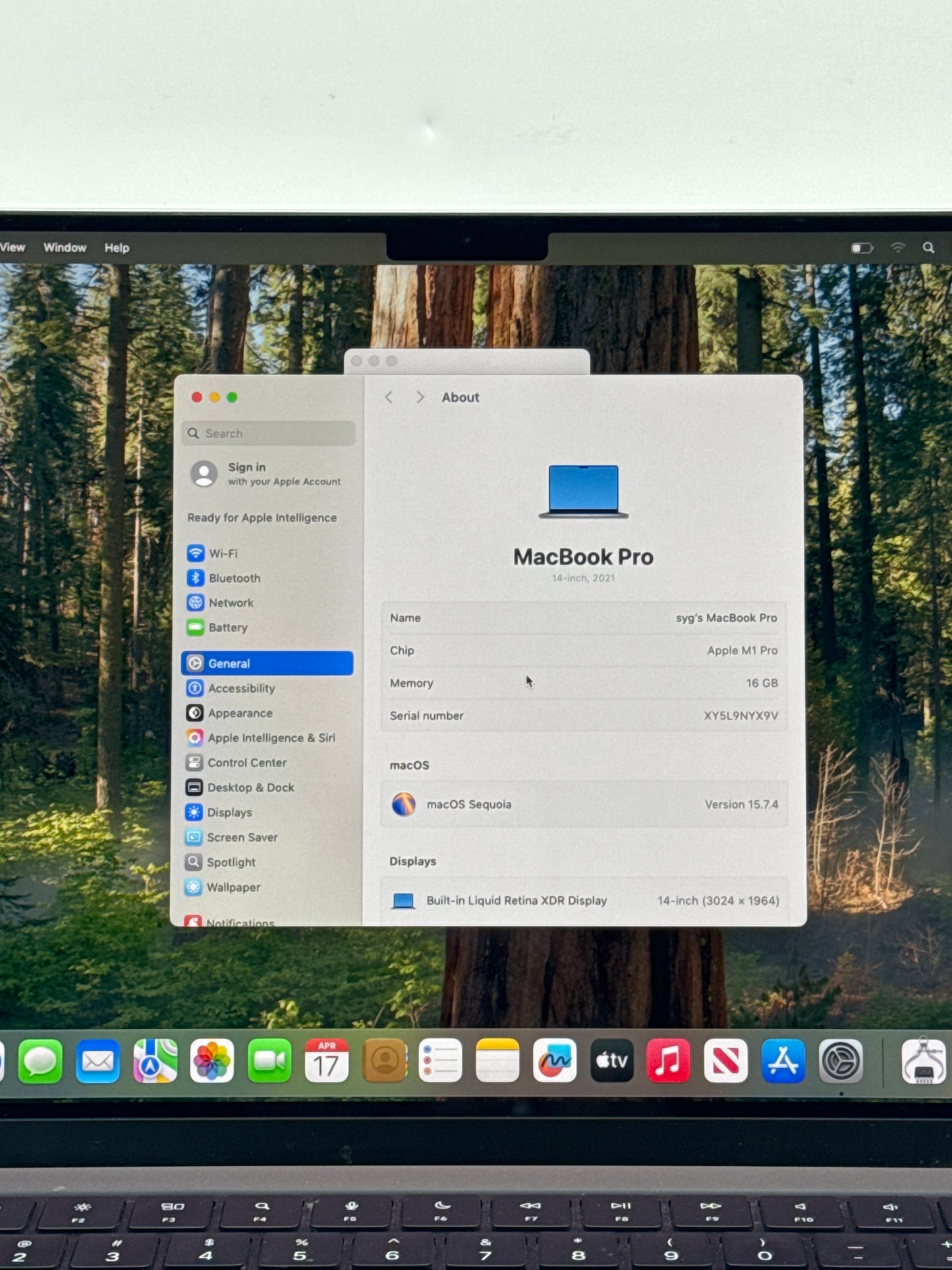 2021 Apple MacBook Pro 14.2" A2442 M1 Pro 8C-CPU 14C-GPU 512GB SSD 16GB RAM