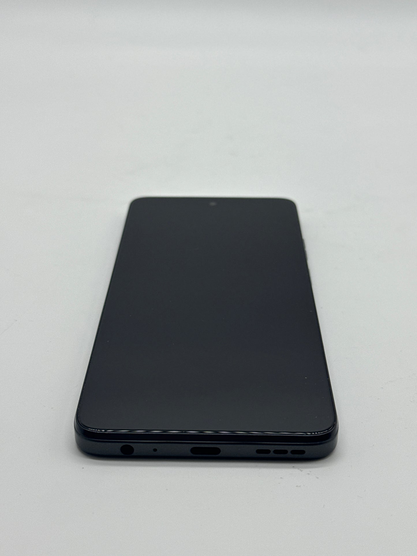 Metro Motorola Moto G 2025 6.7" XT2513-1 128GB 4GB RAM Forest Gray