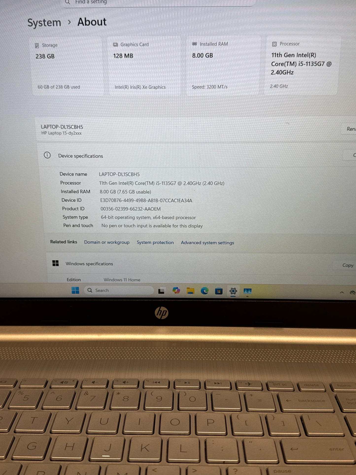 HP Laptop 15-dy2093dx 15.6" FHD Core i5-1135G7 2.40GHz 256GB SSD 8GB RAM