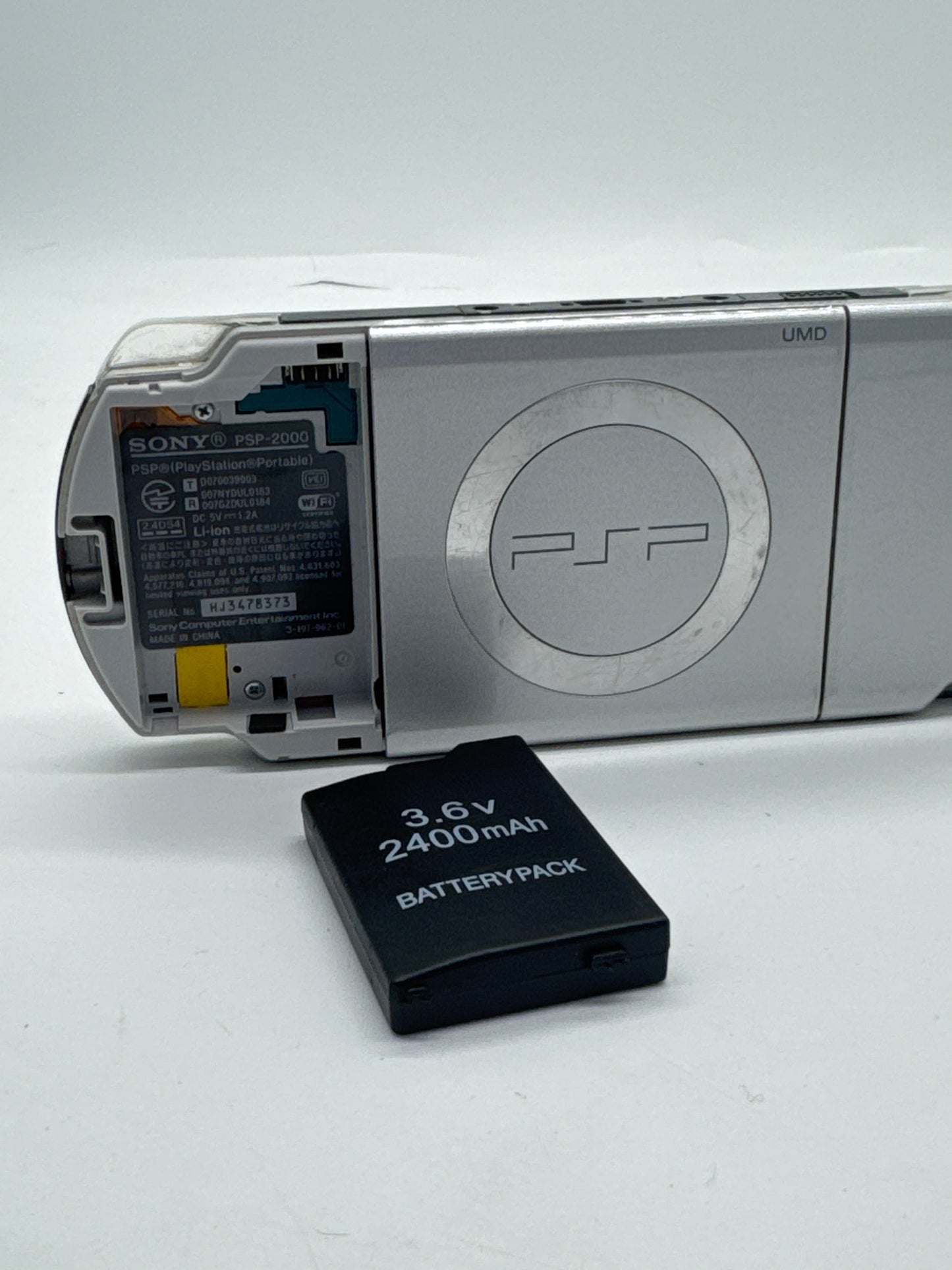 Sony PSP-2000 Silver Console #88  No Back Lid BAD UMD DRIVE READ AS IS