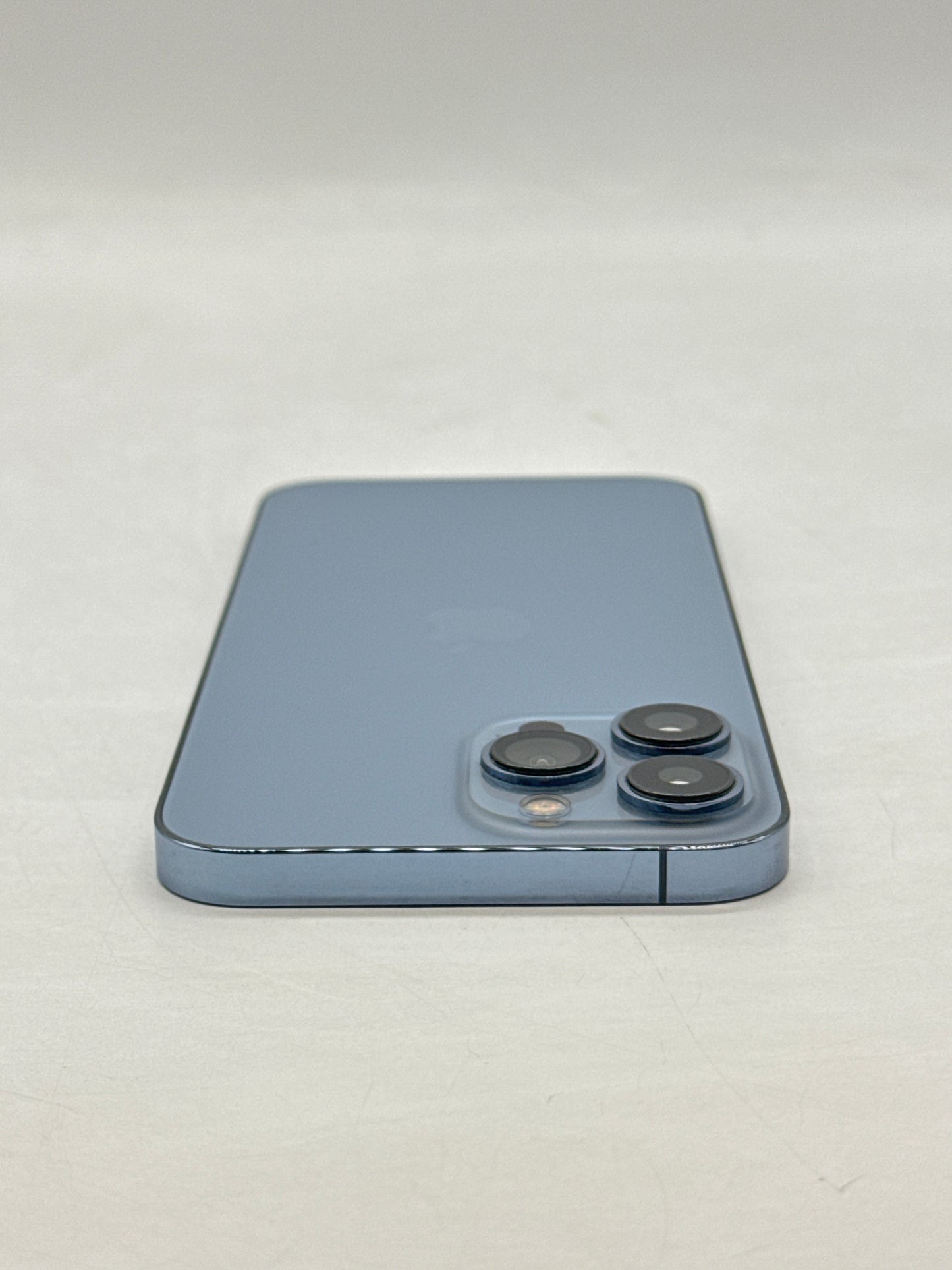 Unlocked Apple iPhone 13 Pro Max A2484 256GB Sierra Blue - Service Battery 77%