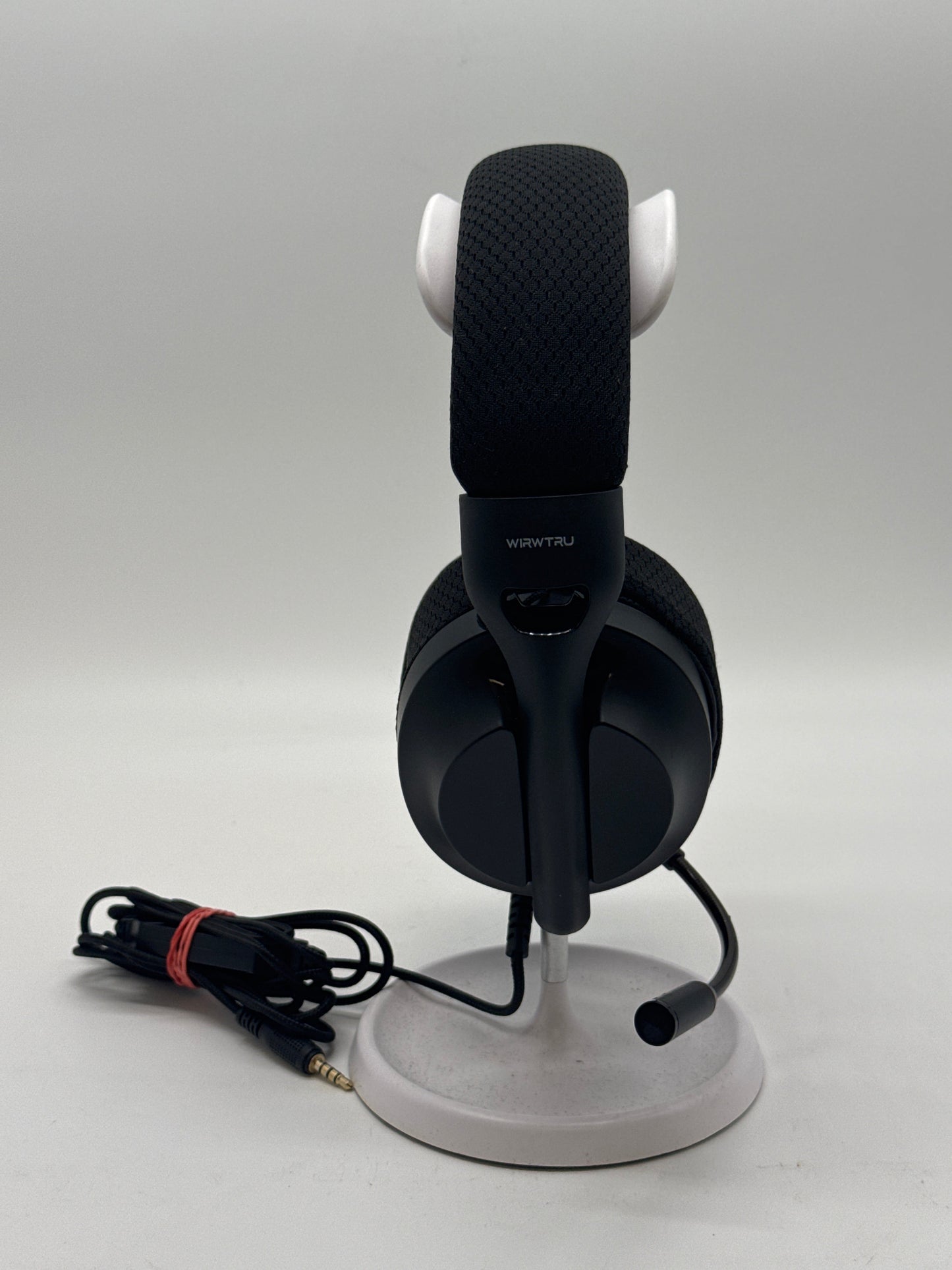 WIRWTRU Black Ultra Lightweight Gaming Headset Aux Cable - Used