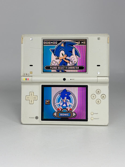 Nintendo DSi TWL-001(EUR) White Console #523 Light Yellow Tint