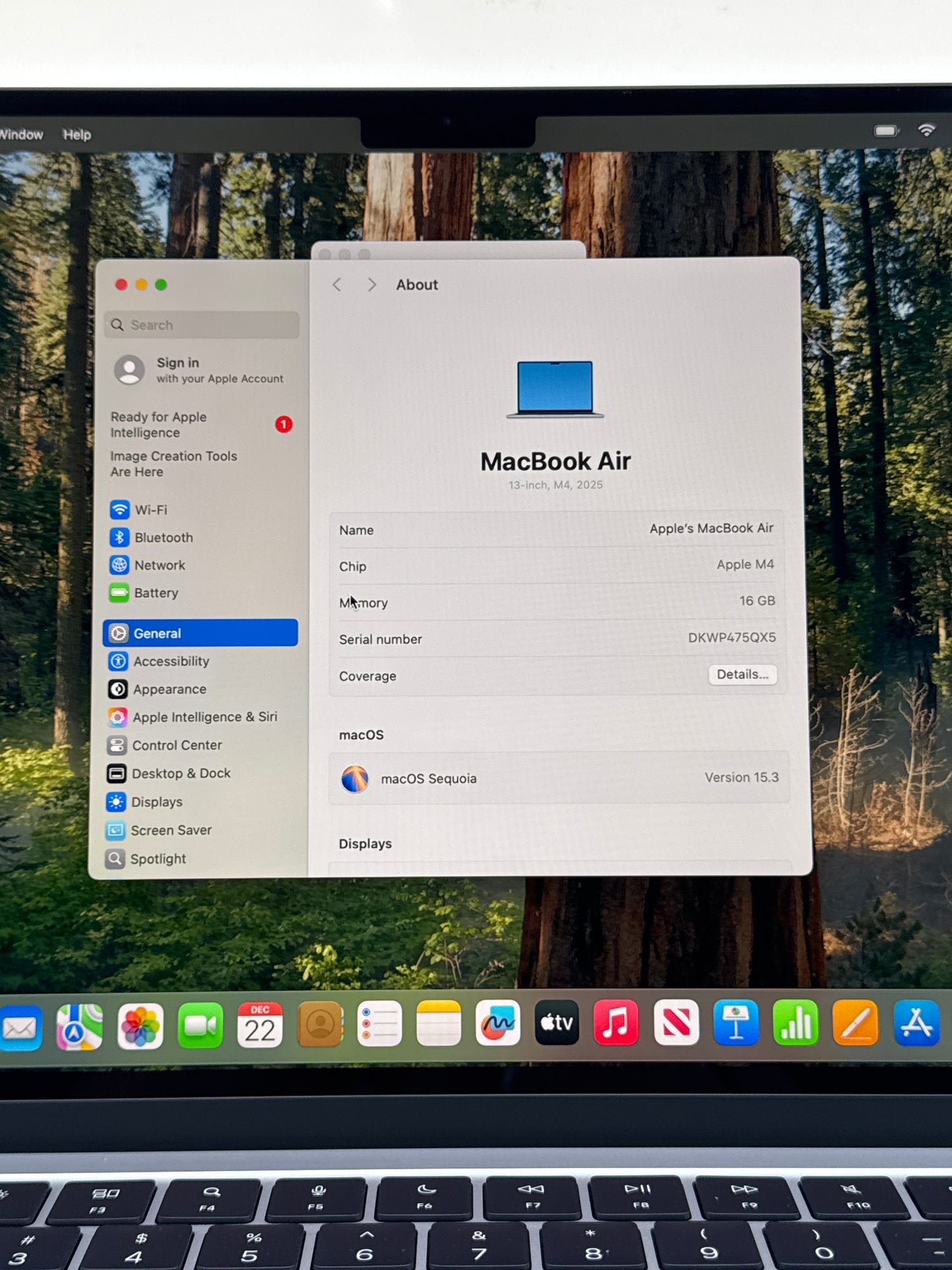 2025 Apple MacBook Air 13.6" A3240 M4 10C-CPU 8C-GPU 16GB RAM 256GB SSD 2 Cycle