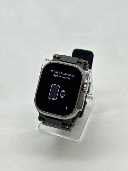 Unlocked Apple Watch Ultra A2622 49mm GPS + Cellular Natural Titanium