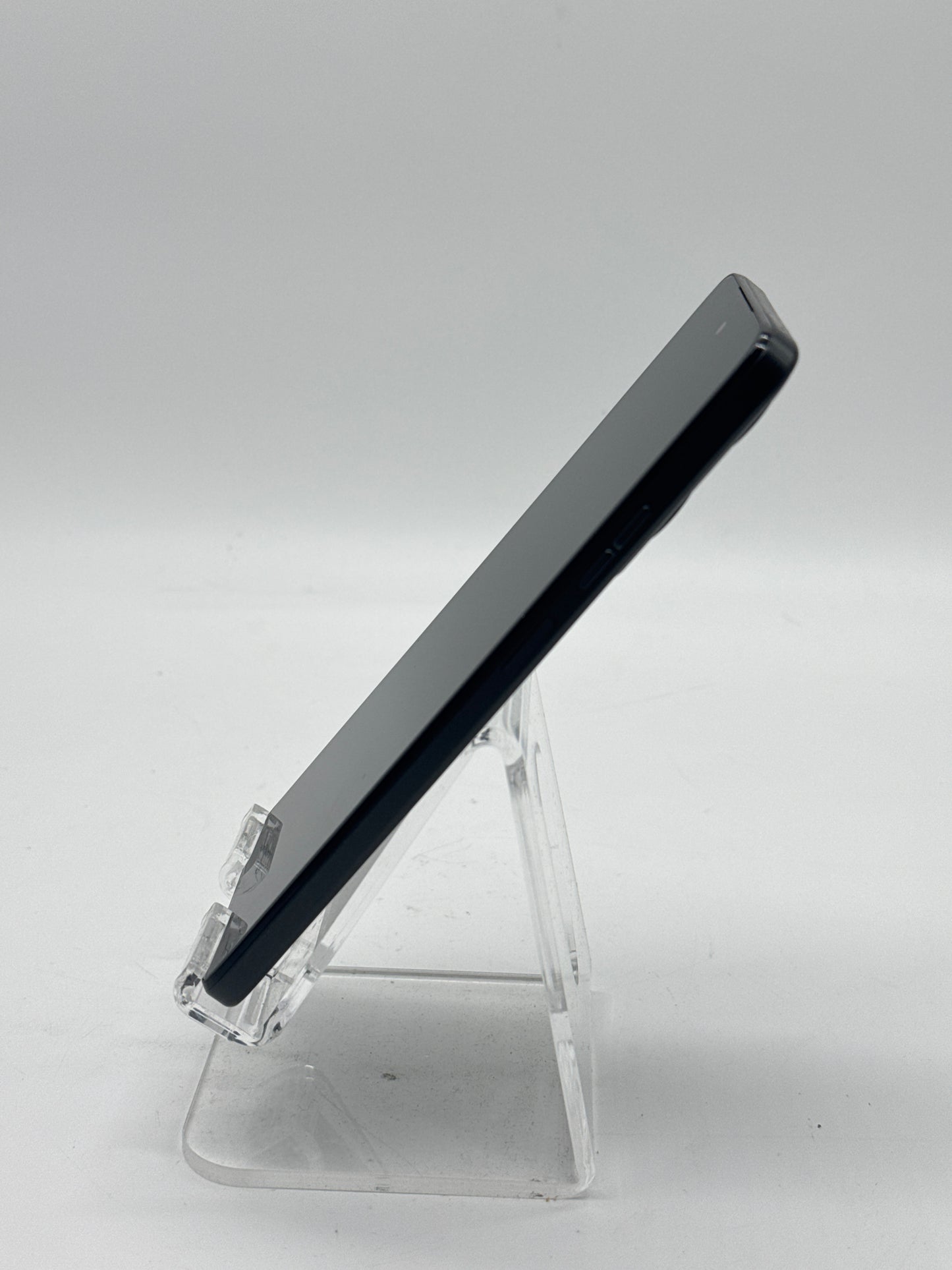 Metro Motorola Moto G 2025 6.7" XT2513-1 128GB 4GB RAM Forest Gray