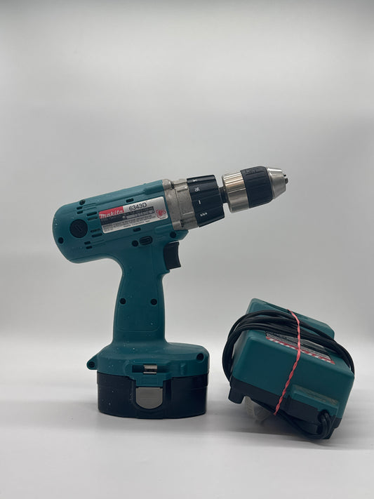 MAKITA 6343D 18V 1/2" Cordless Drill Driver (Tool With Battery And Charger)