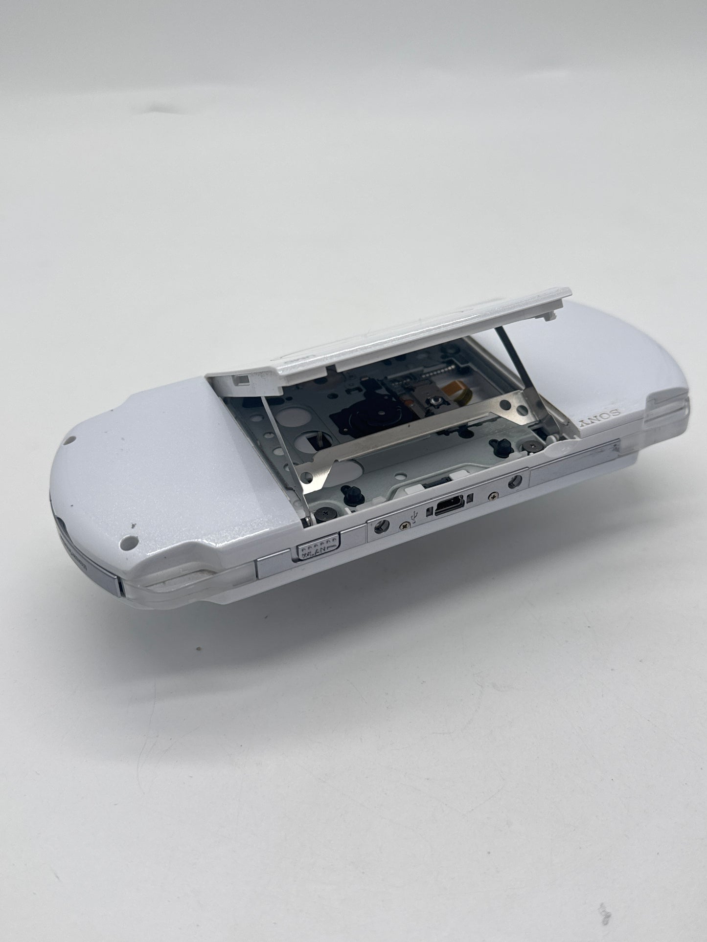 Sony PSP-3000 Pearl White Console Only #99 No Battery No Charger AS IS