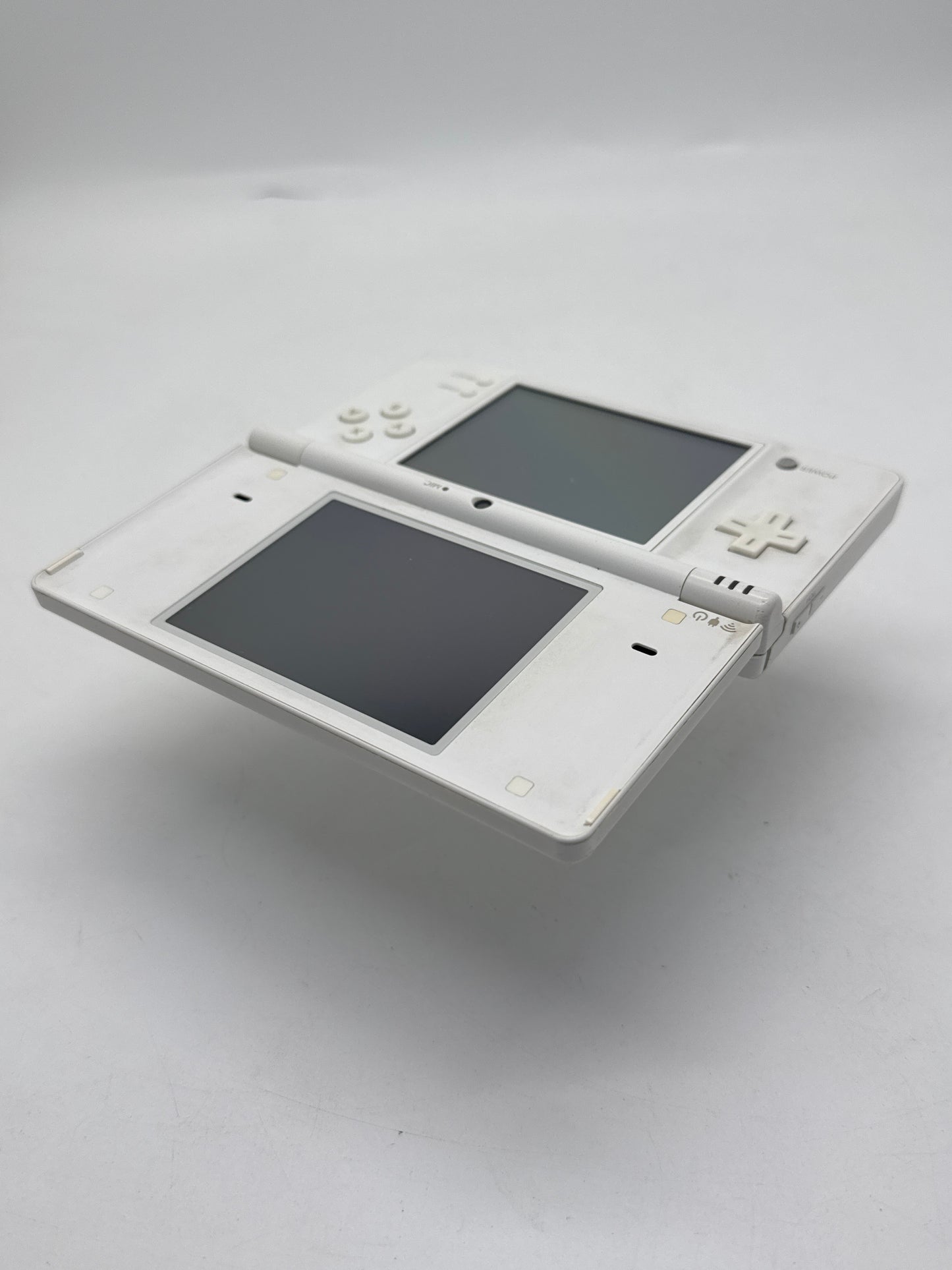 Nintendo DSi TWL-001(JPN) White Console #102 No Charger