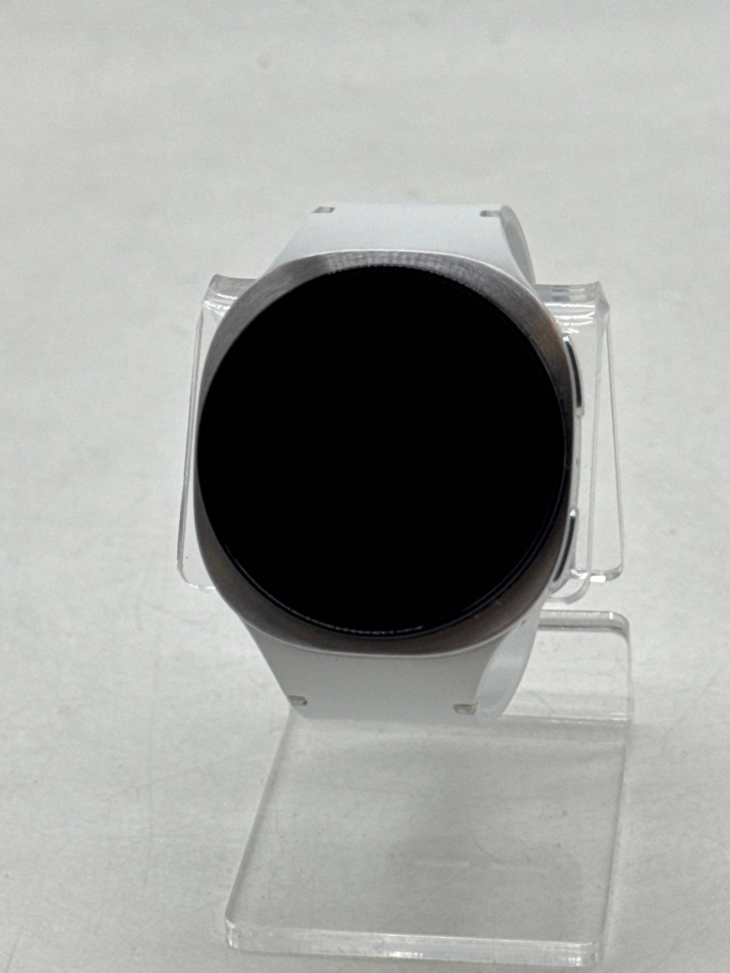 Unlocked Samsung Galaxy Watch8 SM-L325U 40mm GPS + Cellular Silver