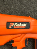 Paslode 18-Gauge Cordless Li-ion Brad Nailer 901000 with Case Battery and Charger image 3