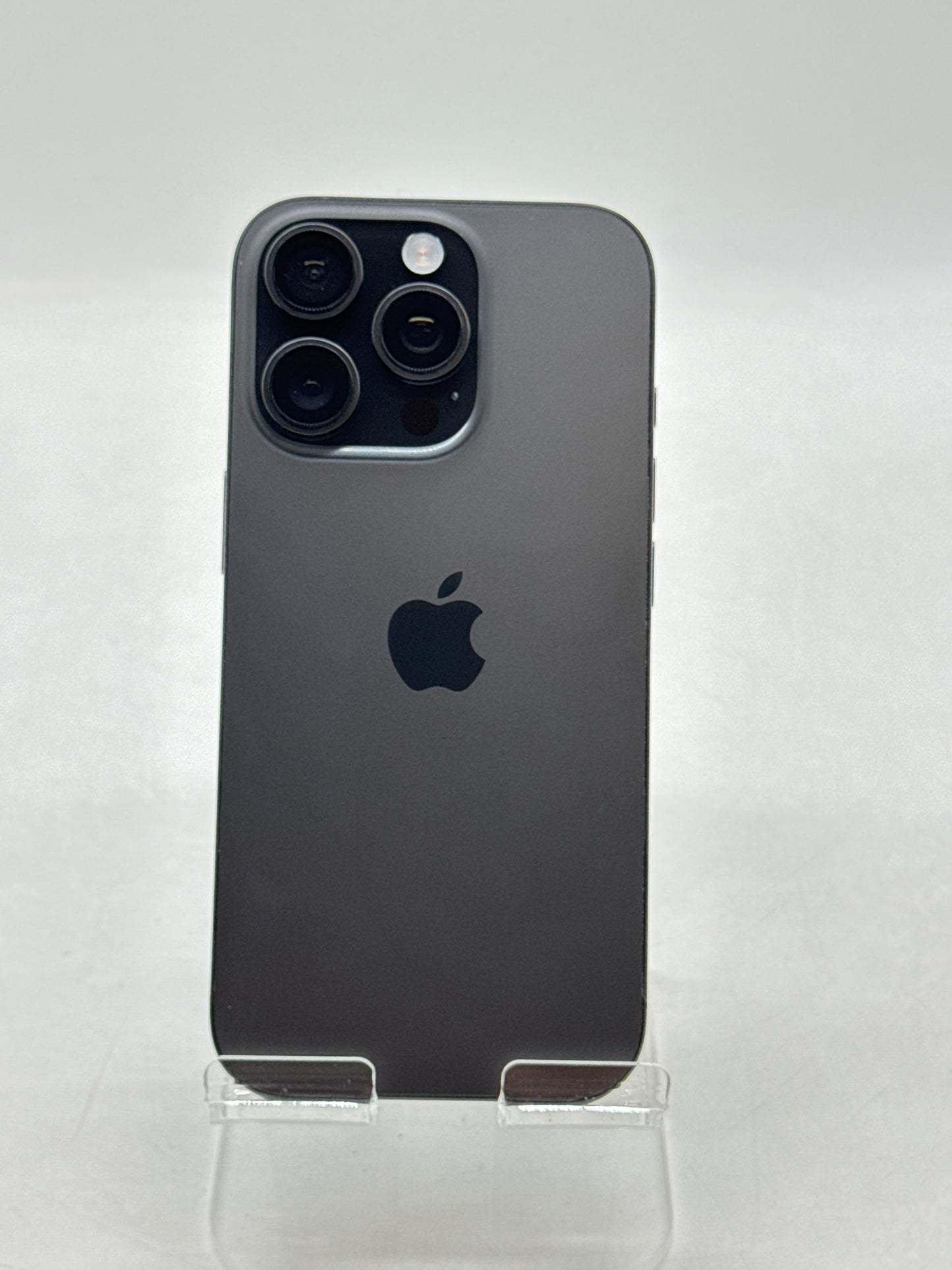 Unlocked Apple iPhone 16 Pro A3083 128GB Black Titanium 98% Battery Health