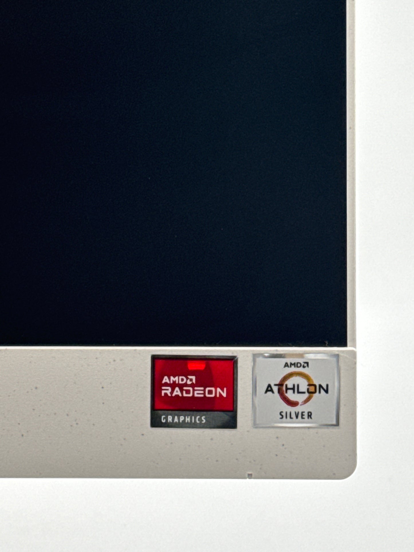 HP All-in-One Desktop 7H0U0AA – 23.8" FHD, 8GB RAM, 256GB - Used