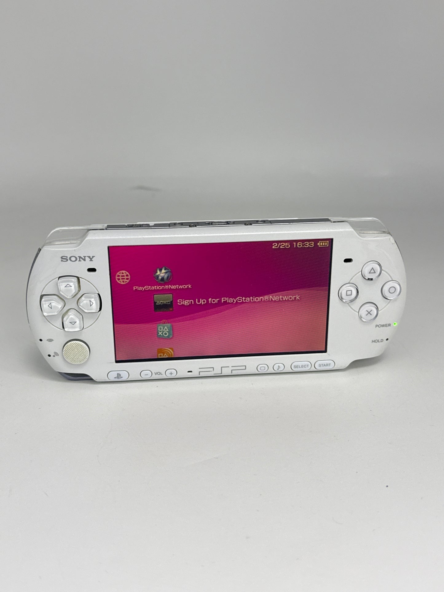 Sony PSP-3000 White Console #448 w/ 1200mAh Battery & 4GB Memory Stick