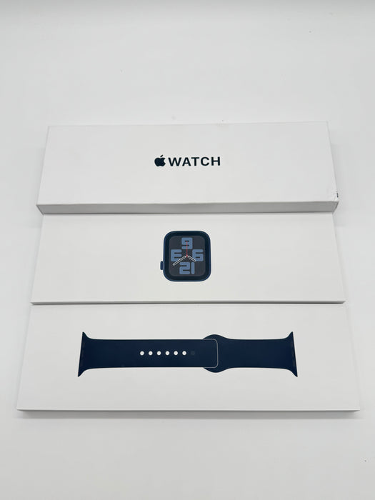 New Unlocked Apple Watch Series SE 2nd Gen A2727 GPS + Cellular 44MM w/ Box