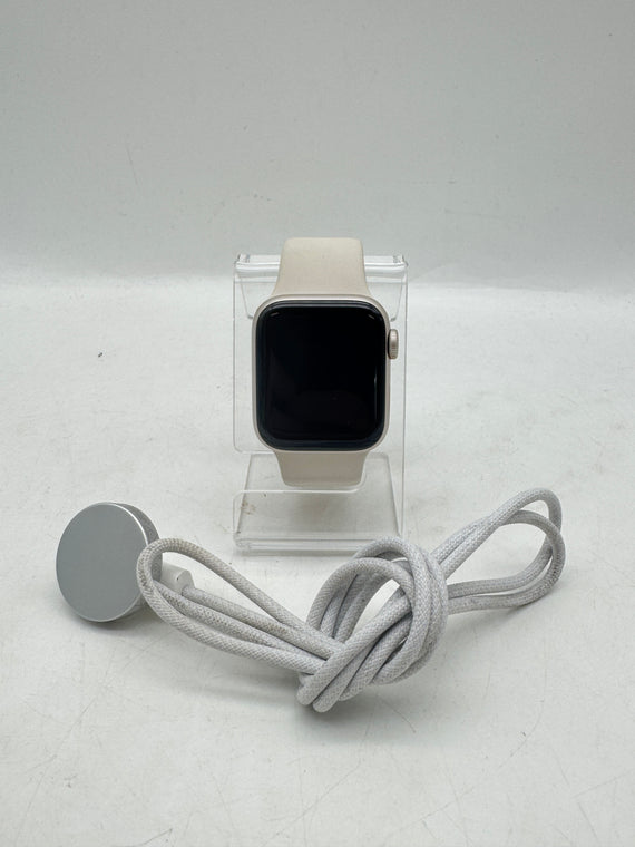 Apple Watch SE 3 A3324 40mm Silver Aluminum Sport Band GPS Only