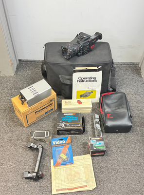 Panasonic WV-F2 CCD Color Video Camera Made in Japan 1985 - Rare