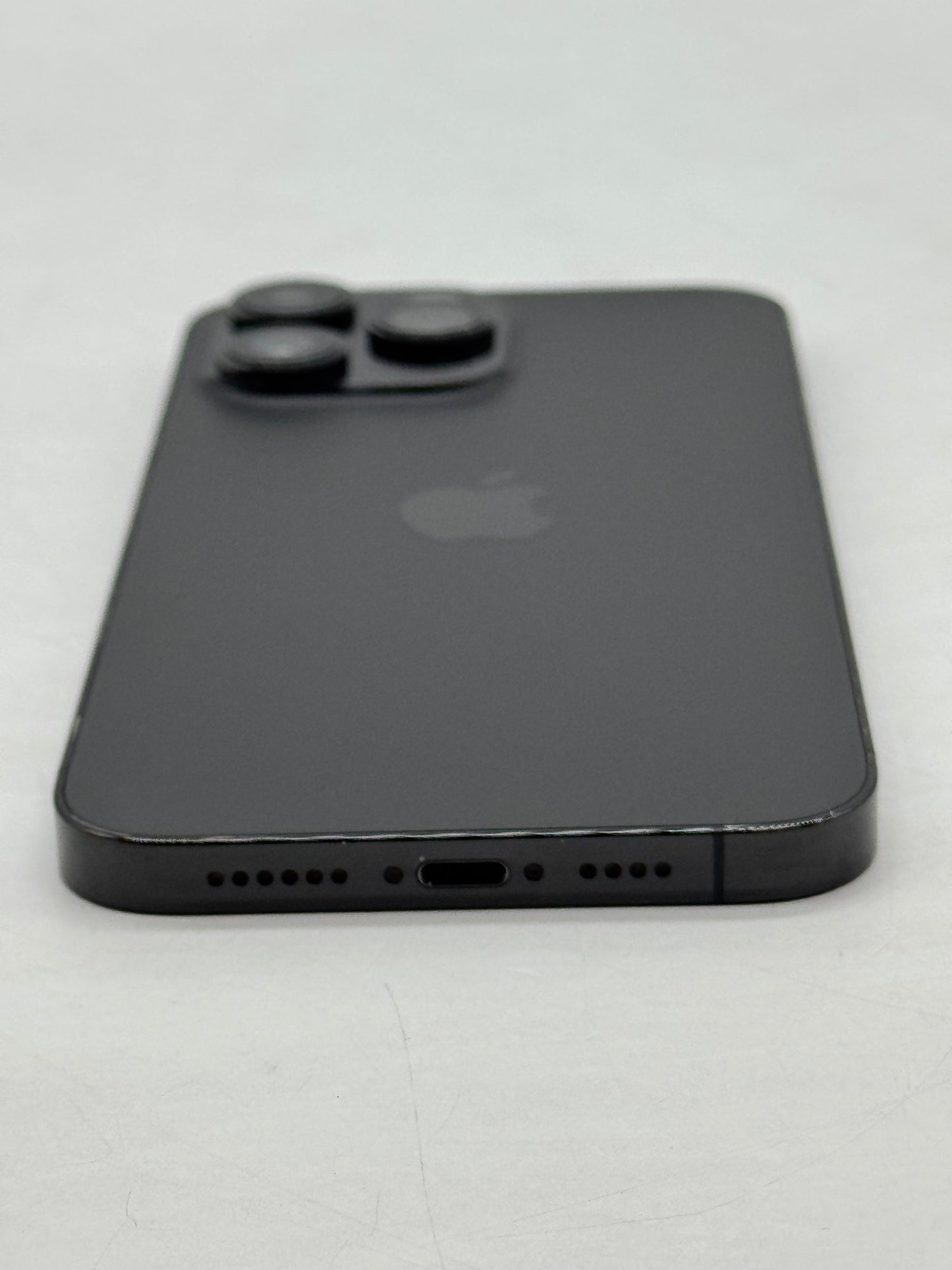 Unlocked Apple iPhone 14 Pro Max A2651 256GB Black 80% Battery Health