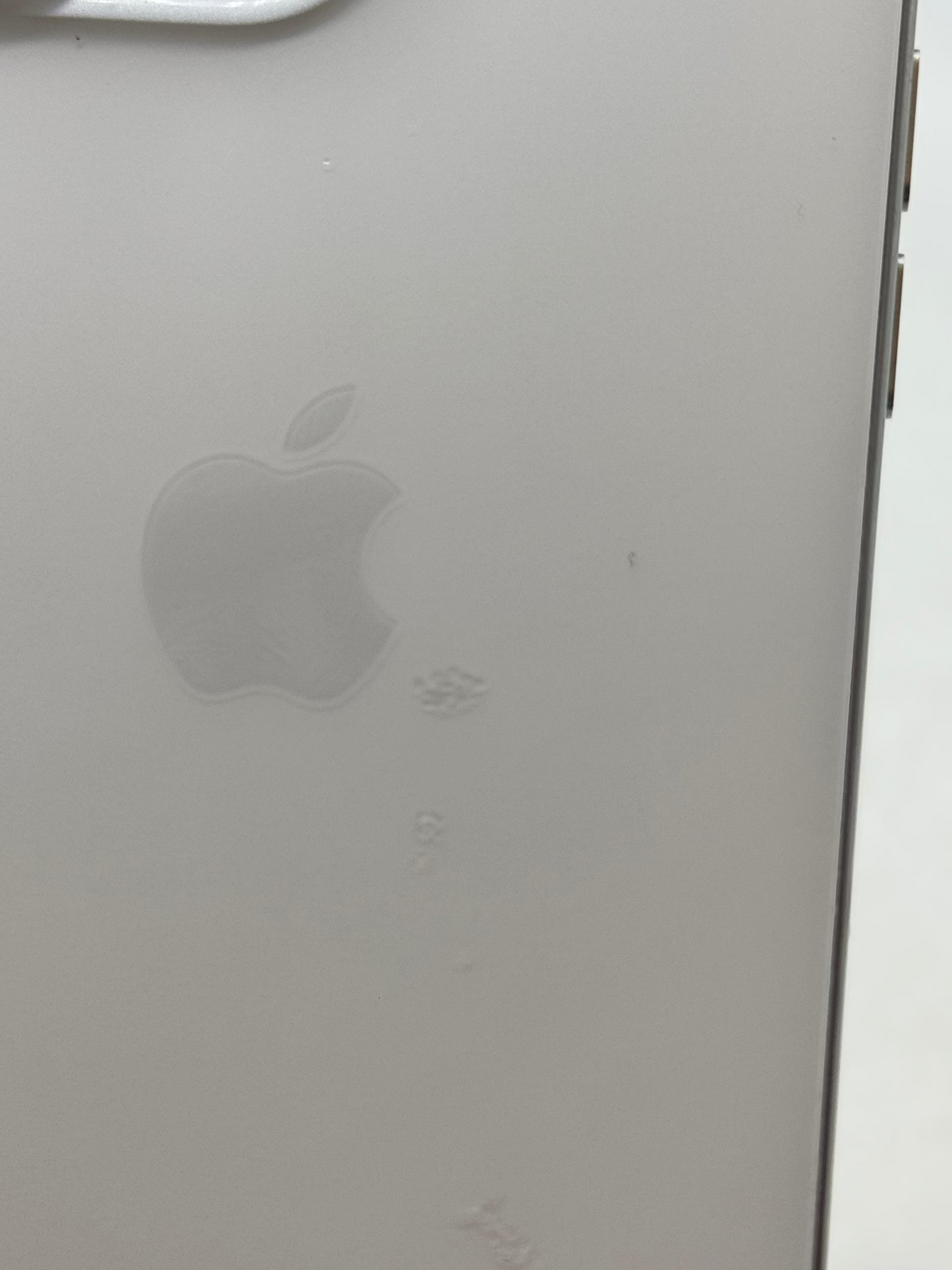 AT&T Apple iPhone 16 Pro Max A3084 256GB White Titanium 100% Battery health