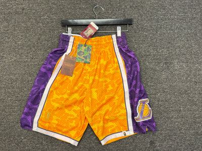 BAPE x Mitchell & Ness Lakers Gold Swingman Camo Shorts Size Small - New