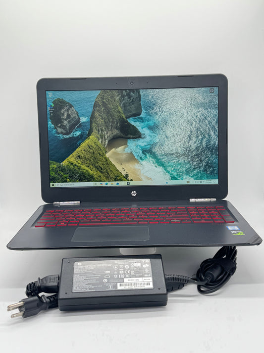 HP OMEN 15.6" i7-6700HQ 8GB RAM 128GB SSD 1TB HDD GTX 960M Cracked Corner
