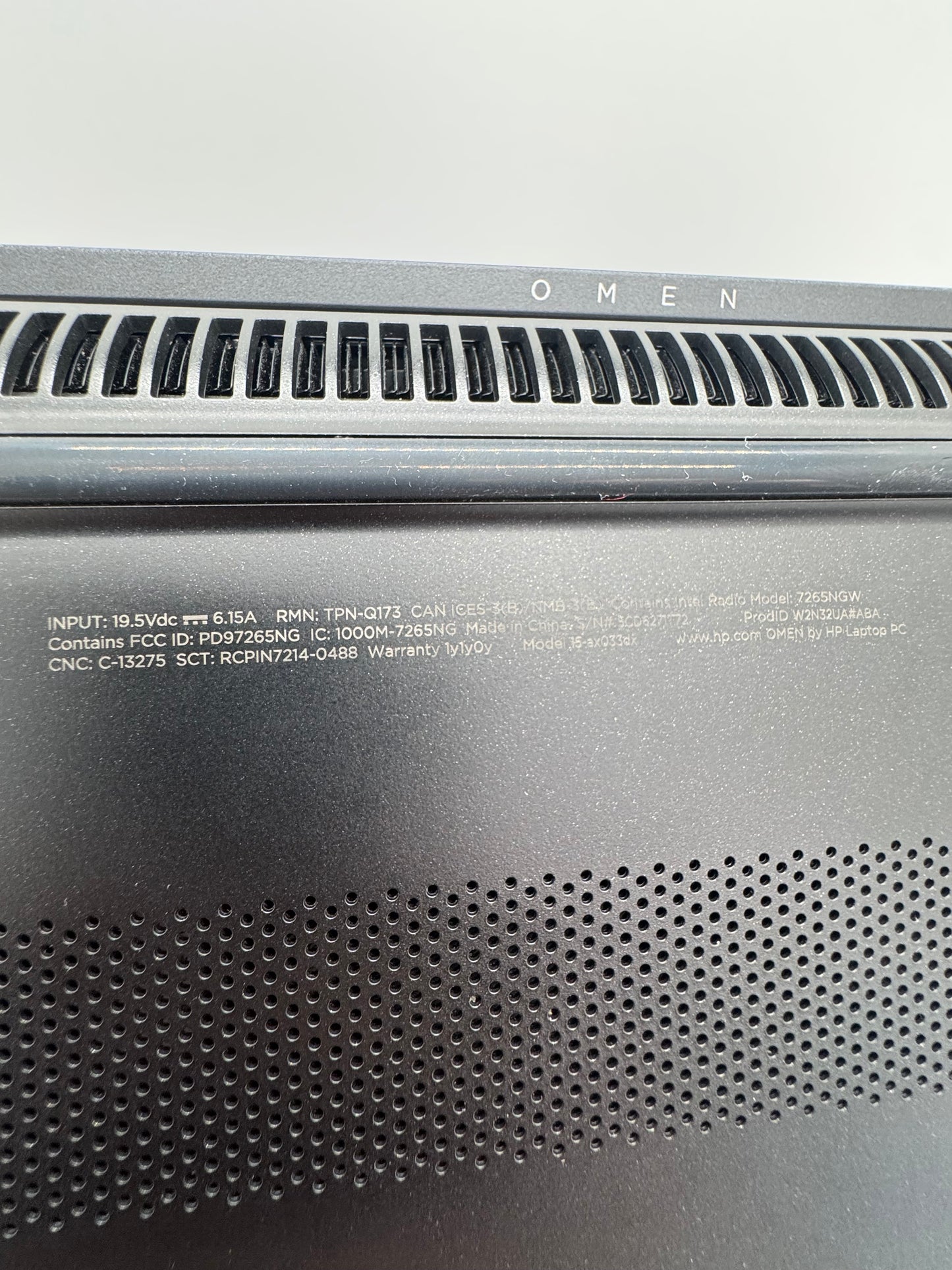 HP OMEN 15.6" i7-6700HQ 8GB RAM 128GB SSD 1TB HDD GTX 960M Cracked Corner